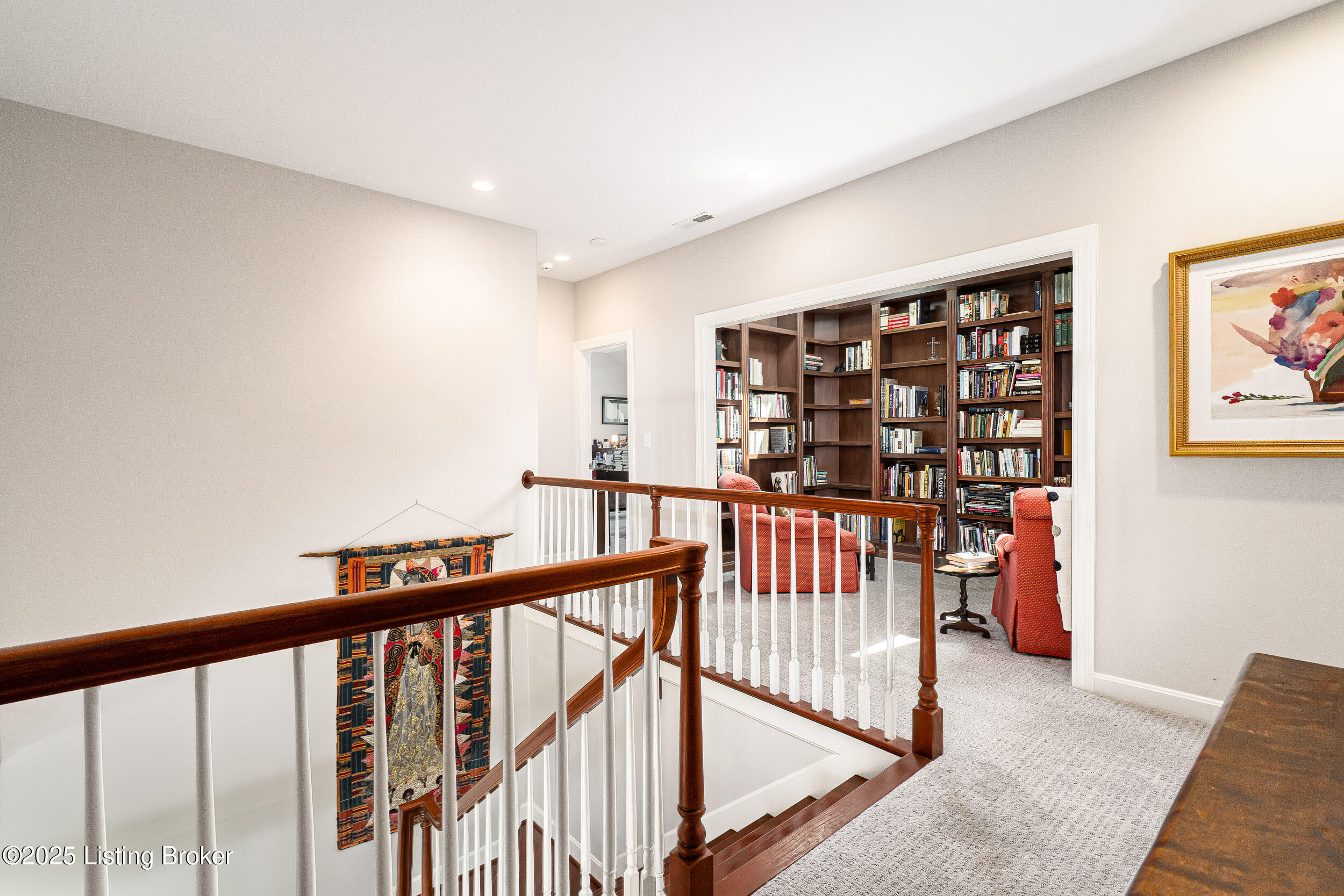 1084 Majestic Oaks Way