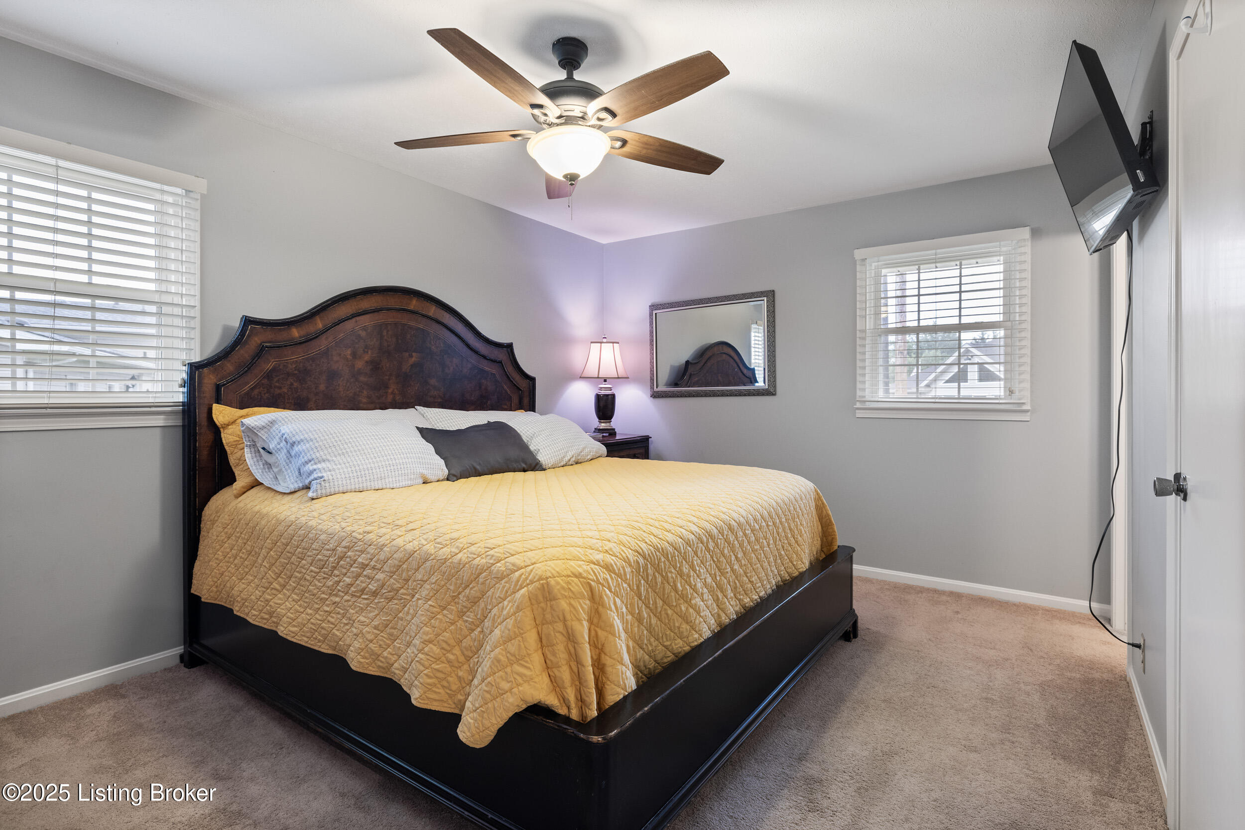 111 Hurstland Dr