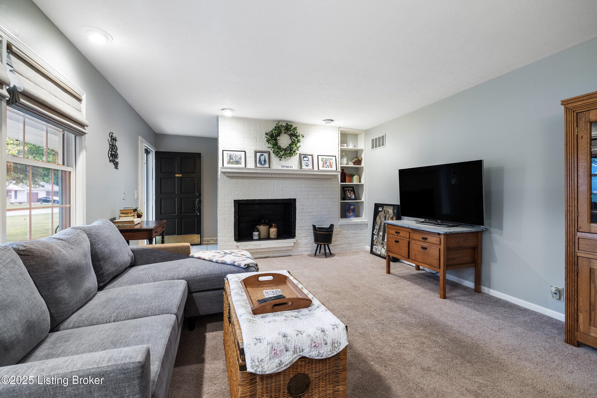 111 Hurstland Dr