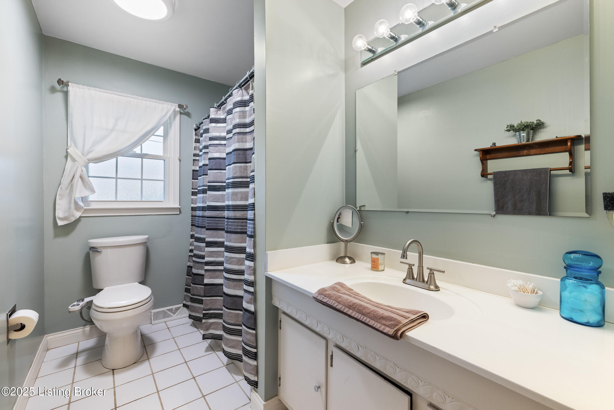 111 Hurstland Dr