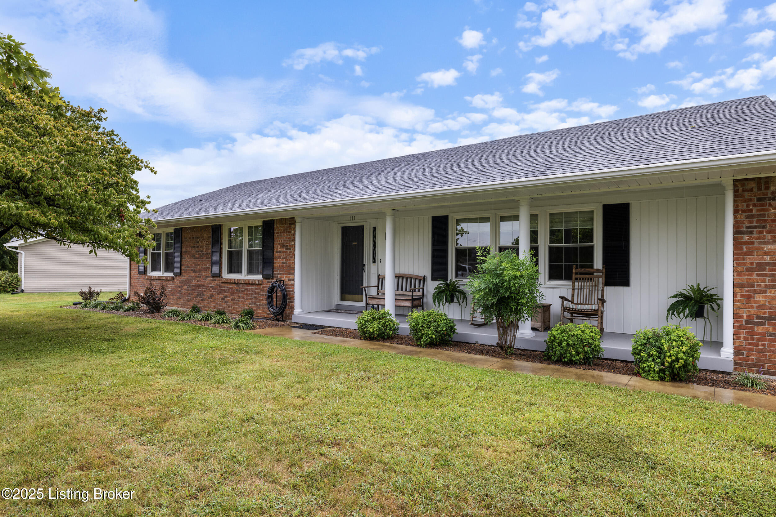 111 Hurstland Dr