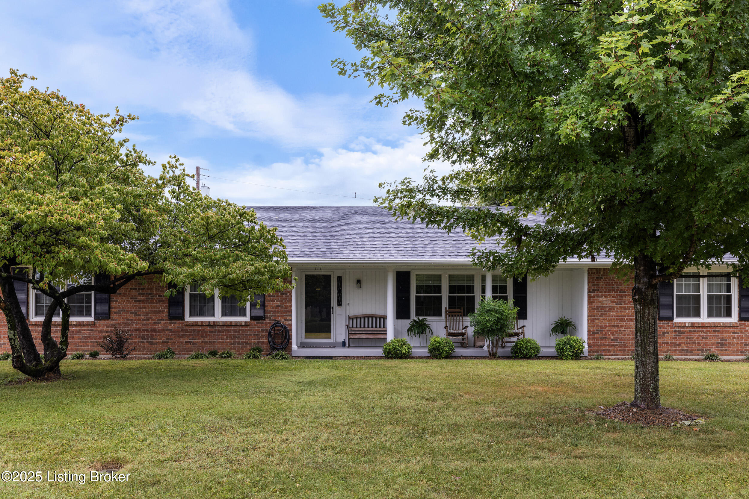 111 Hurstland Dr