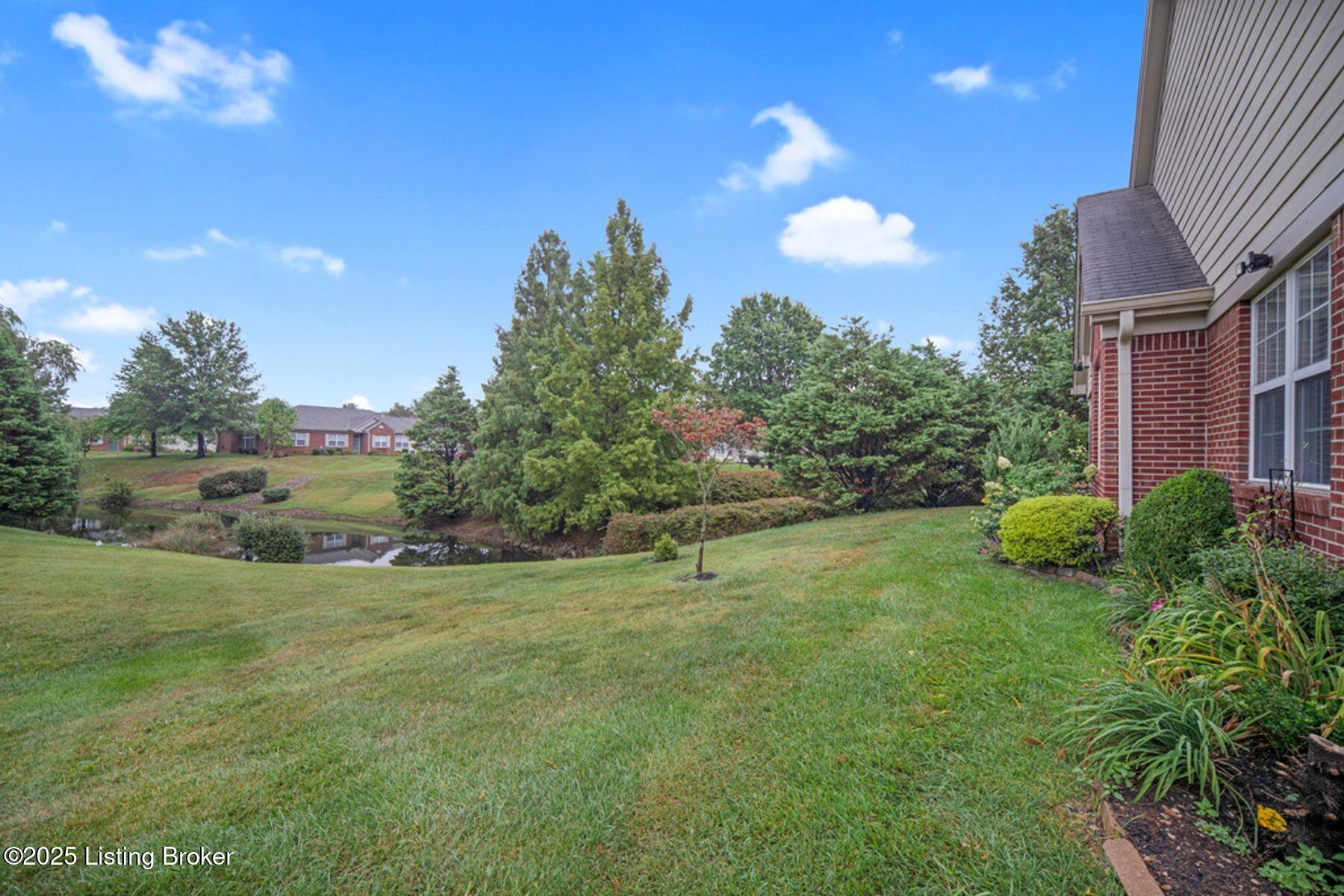 5003 Caerlson Ln