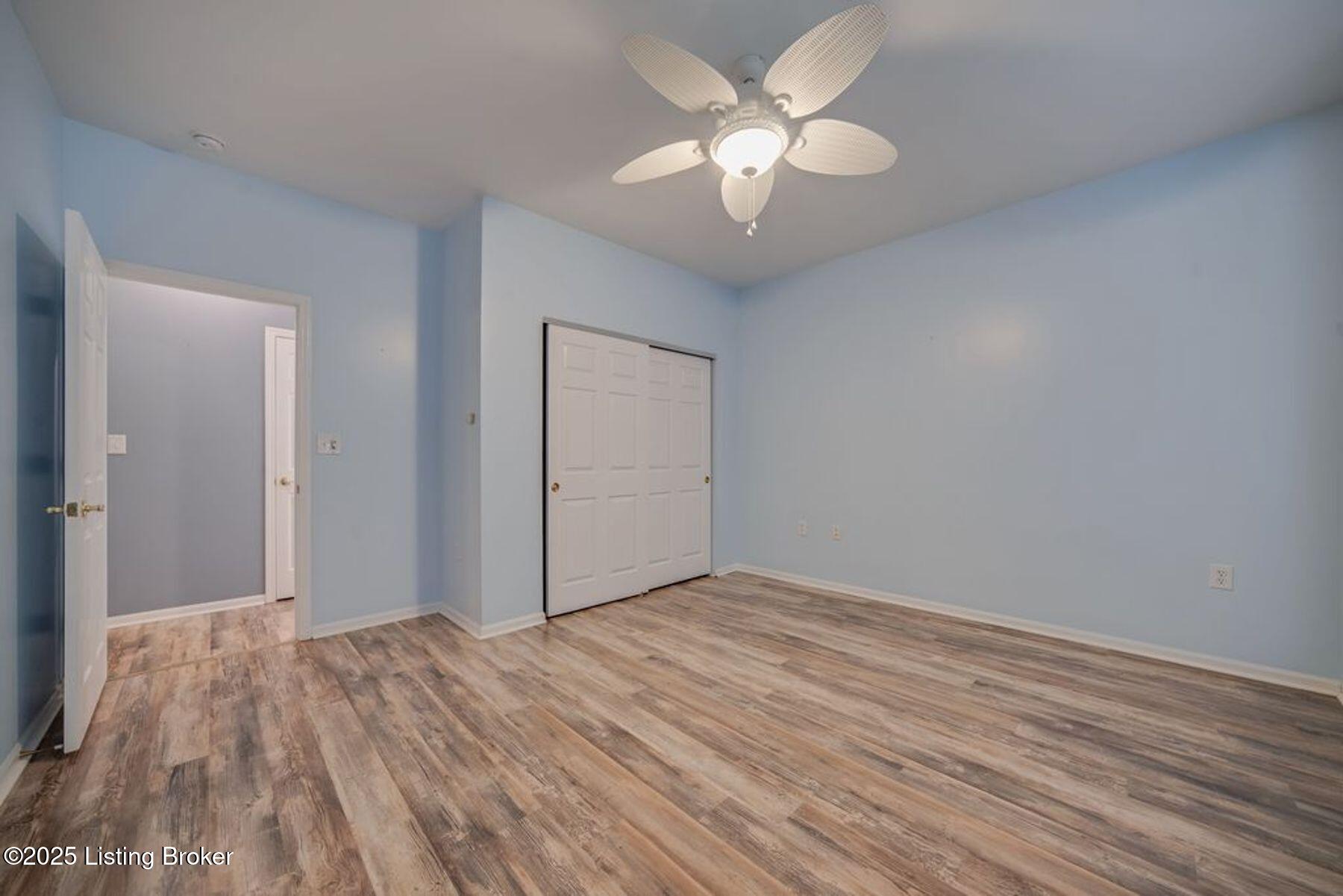 5003 Caerlson Ln