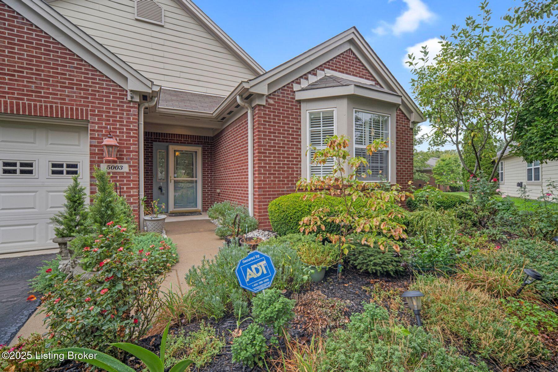 5003 Caerlson Ln