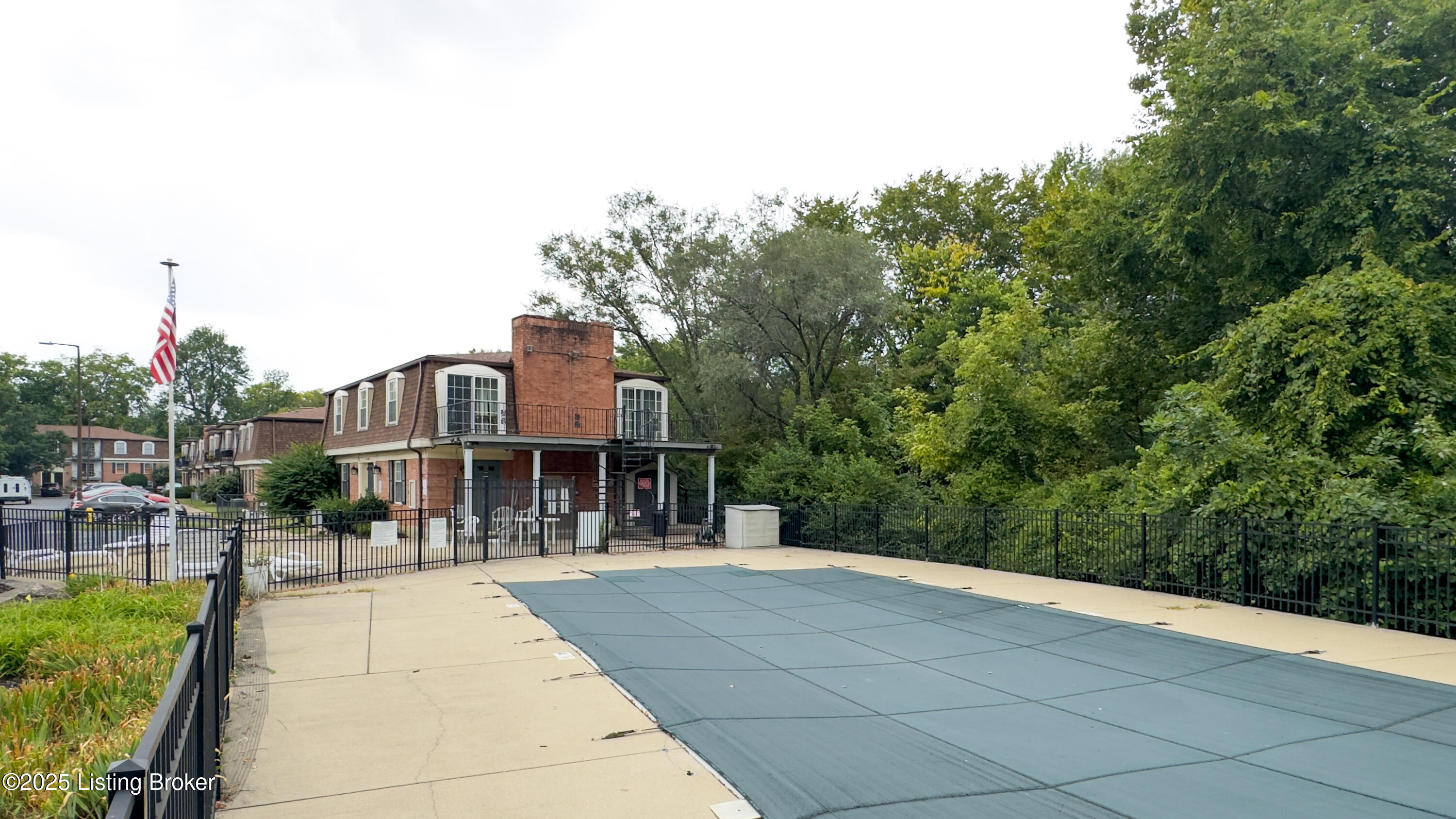 101 Algiers Ct 3