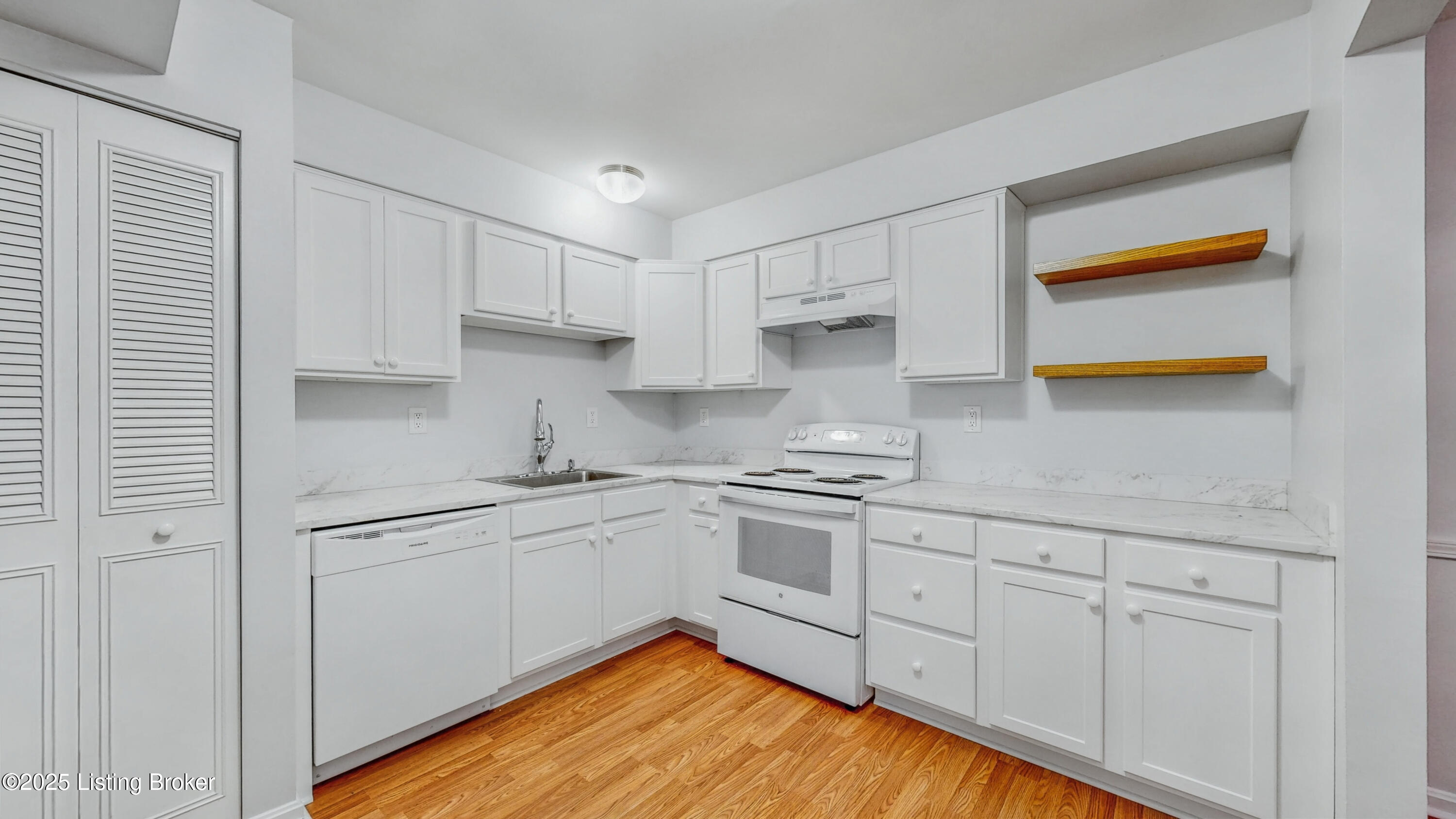 101 Algiers Ct 3