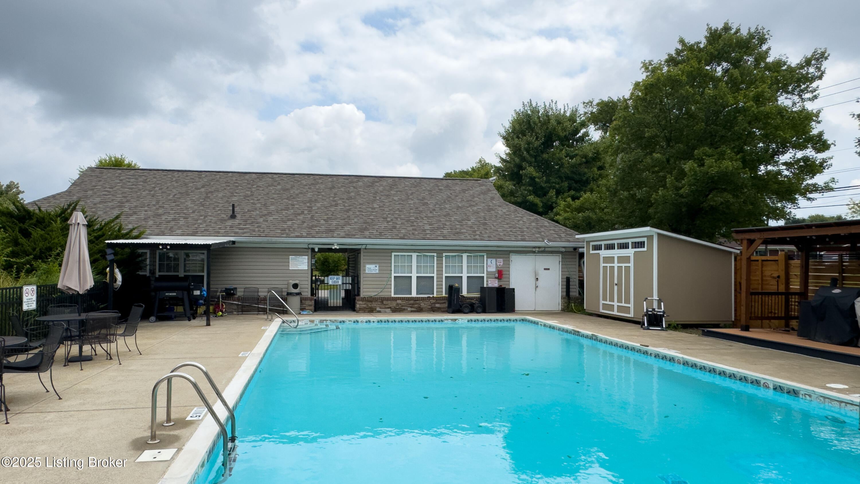 9001 Falcon Crest Ct 202