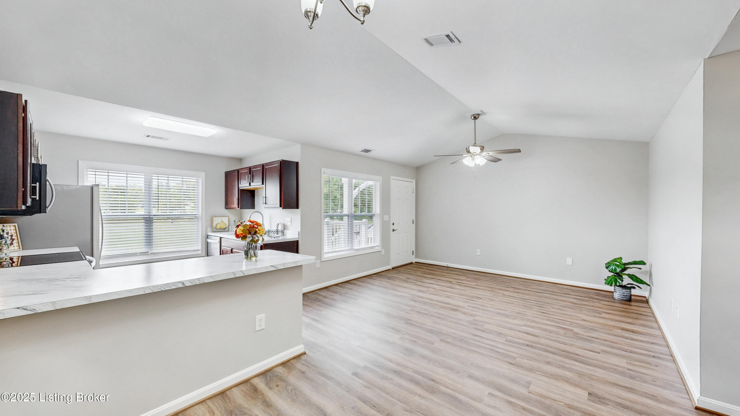 9001 Falcon Crest Ct 202