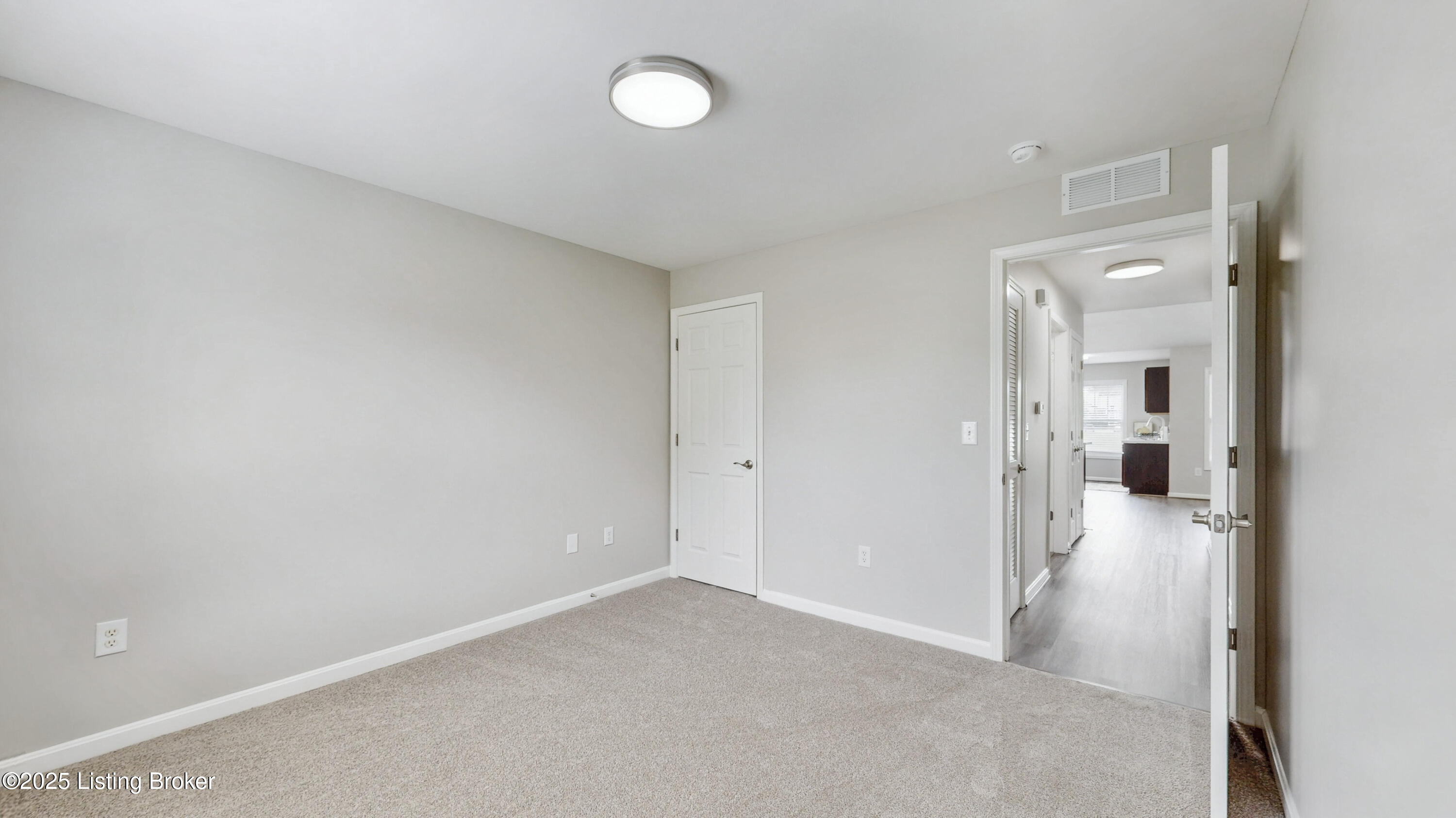 9001 Falcon Crest Ct 202