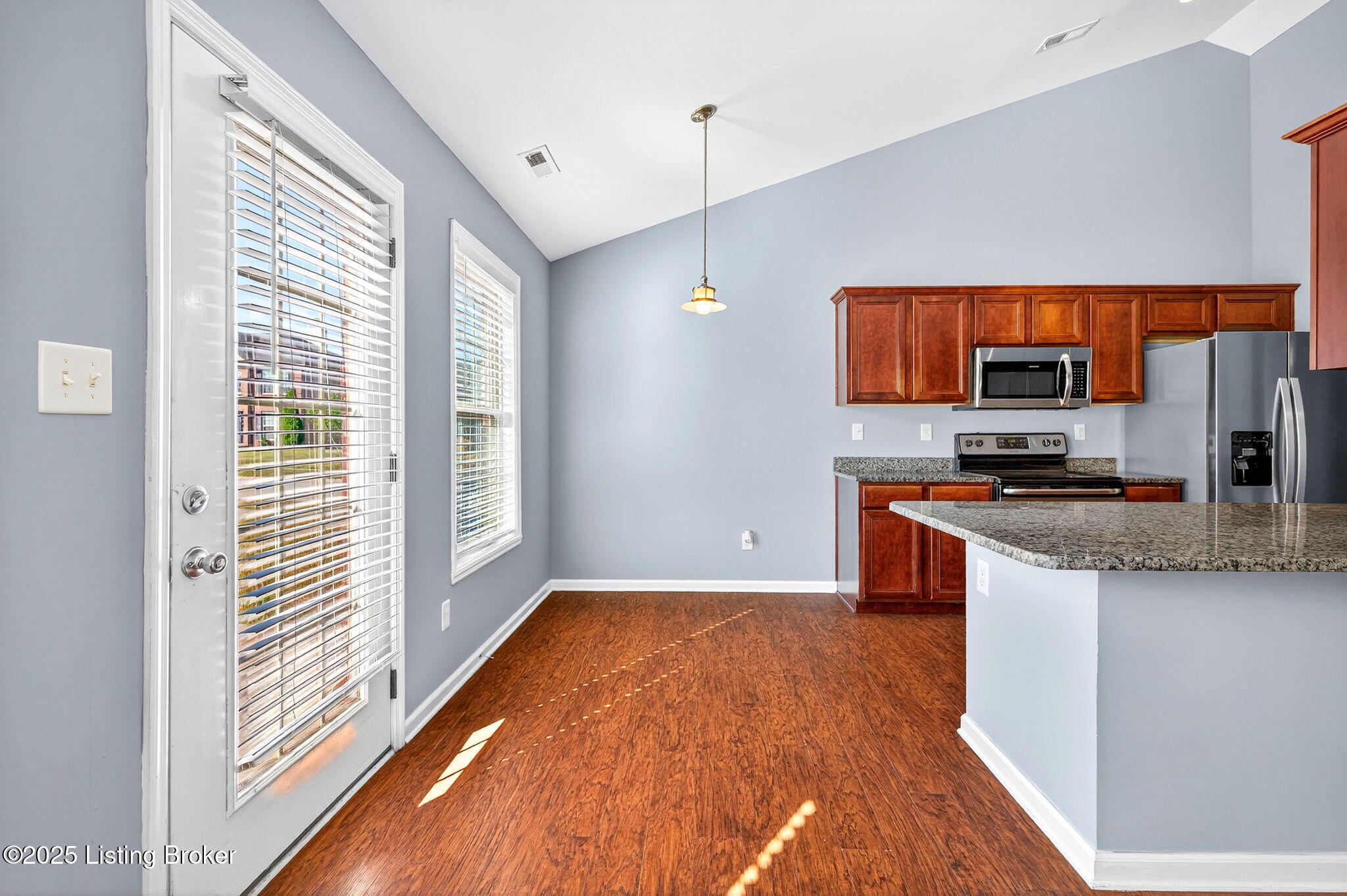 18100 Ellerslie Dr