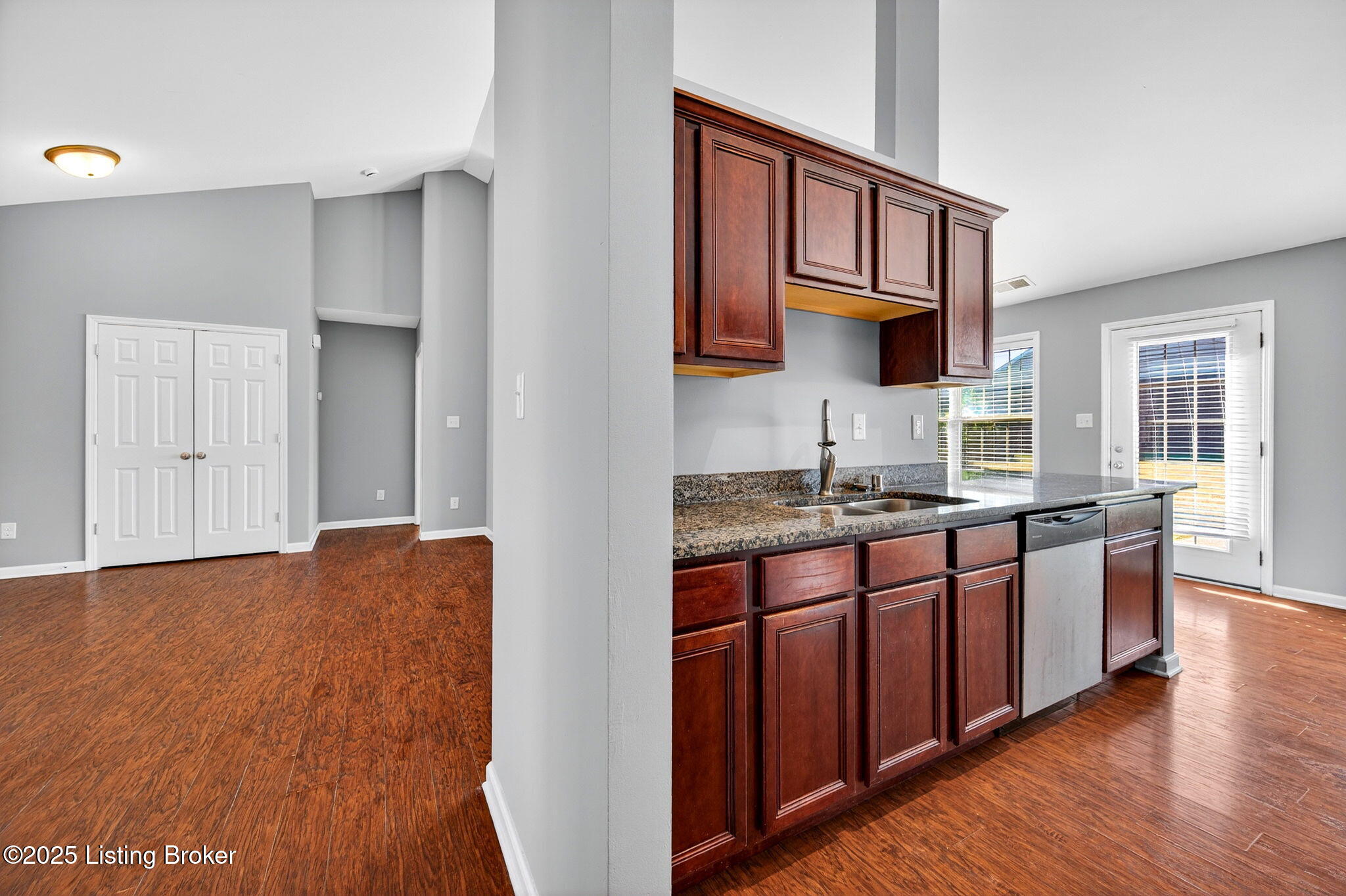 18100 Ellerslie Dr
