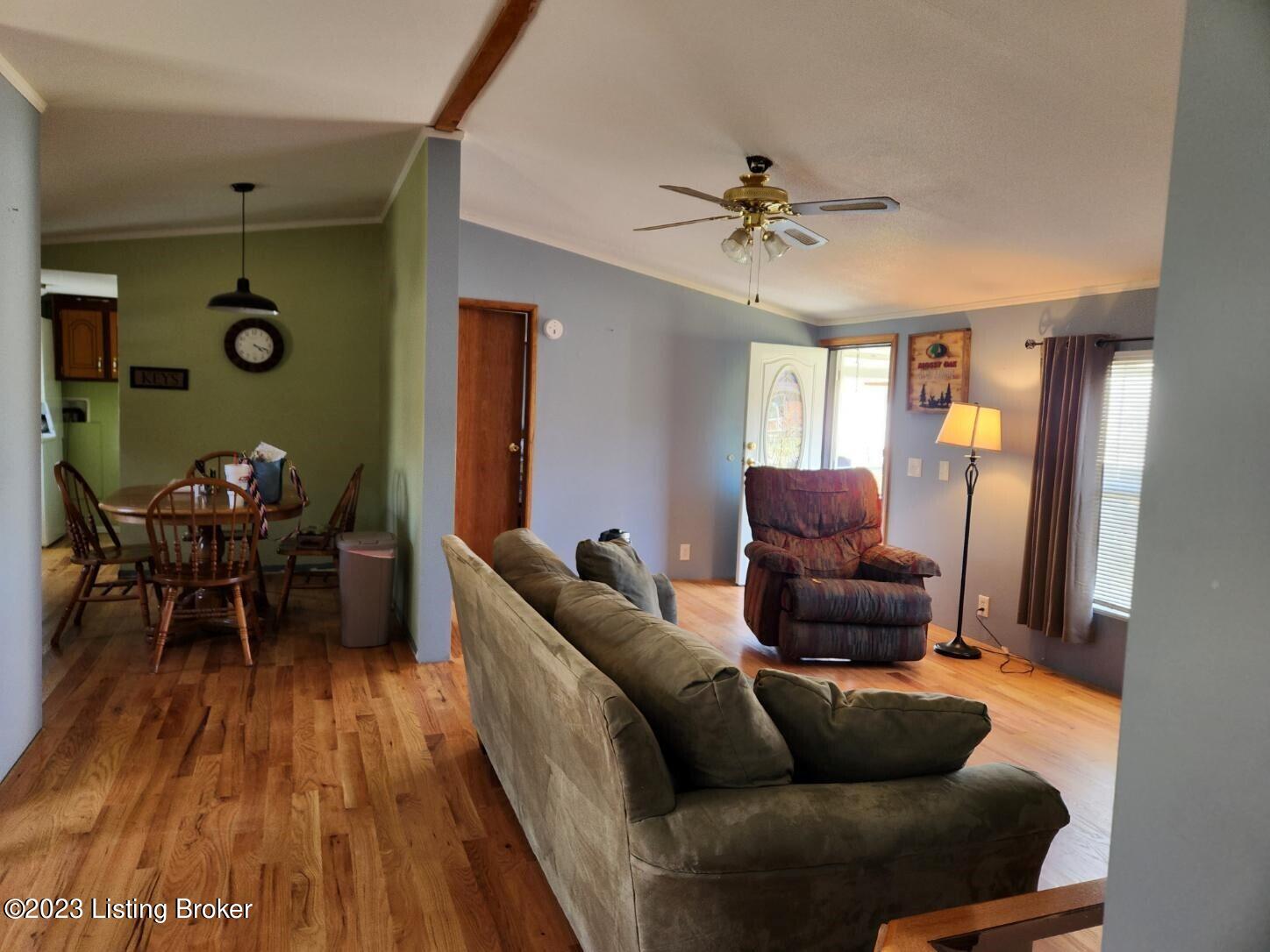 166 Cross Creek Rd
