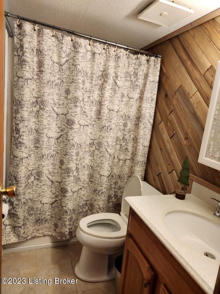 166 Cross Creek Rd