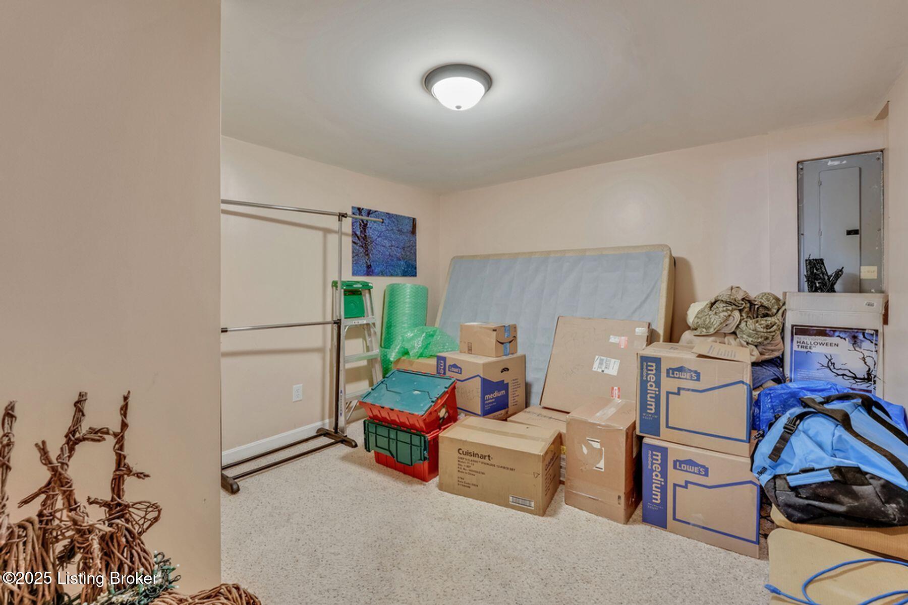 606 Wickfield Dr