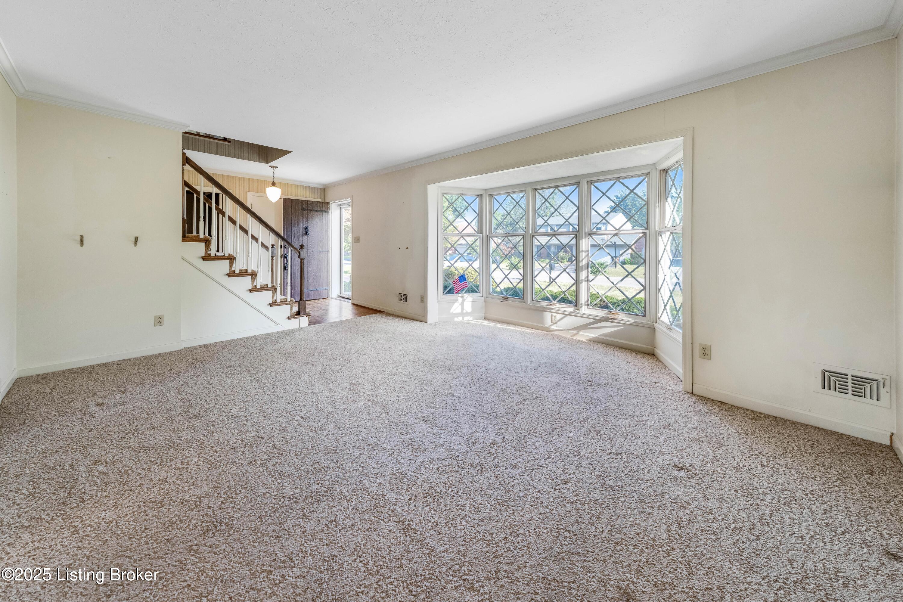 7100 Peppermill Ln