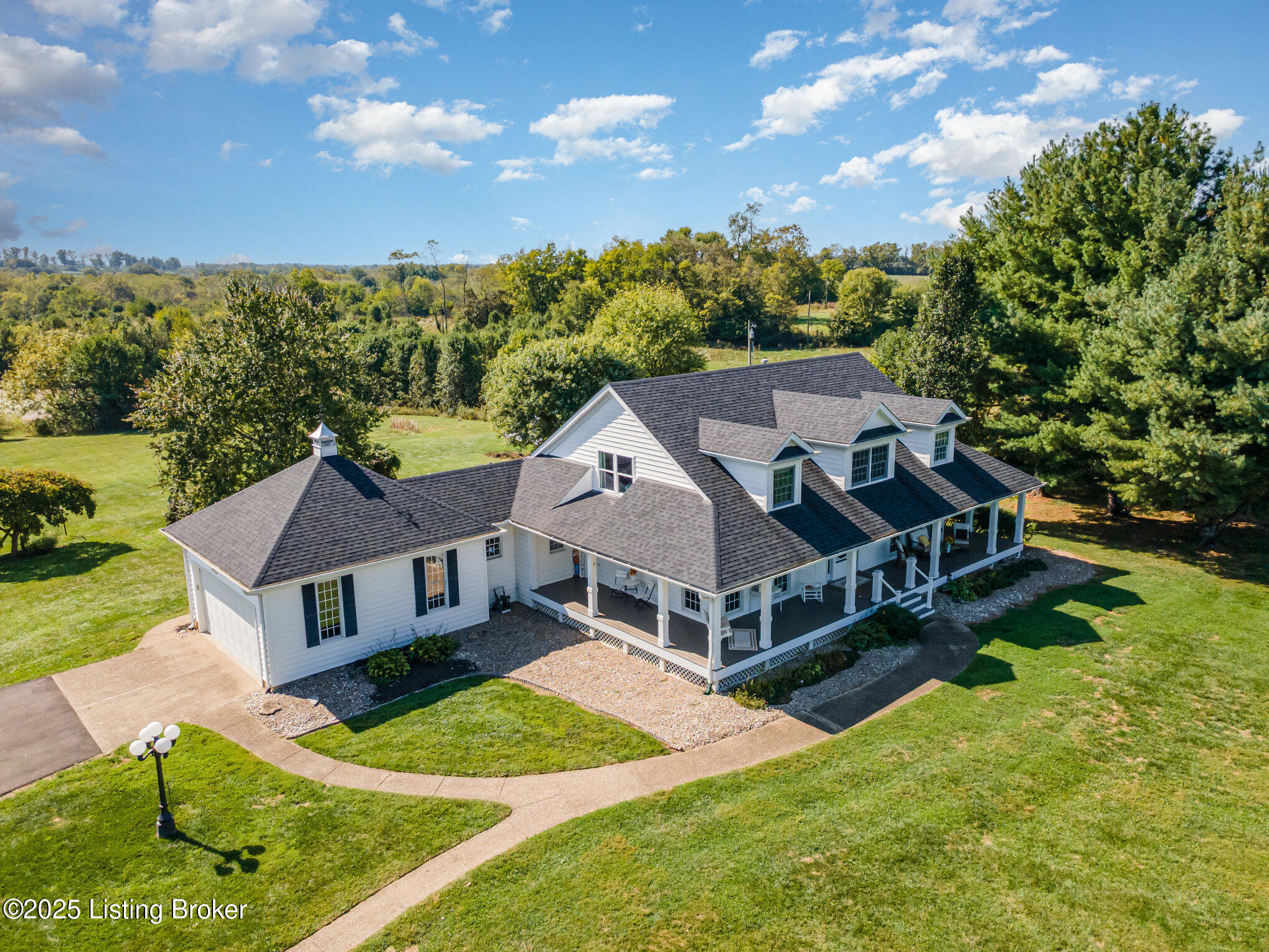 3920 E HWY 22
