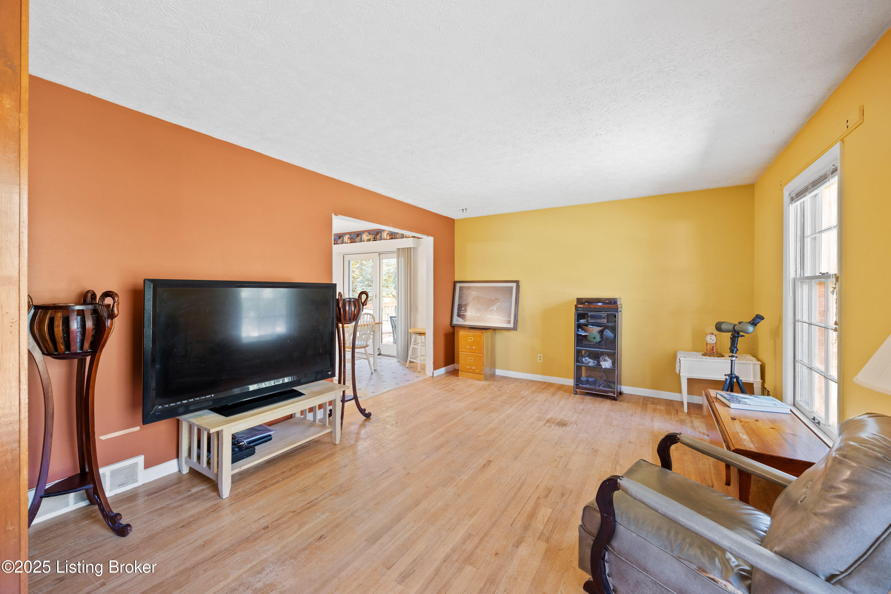 7600 Saint Bernard Way