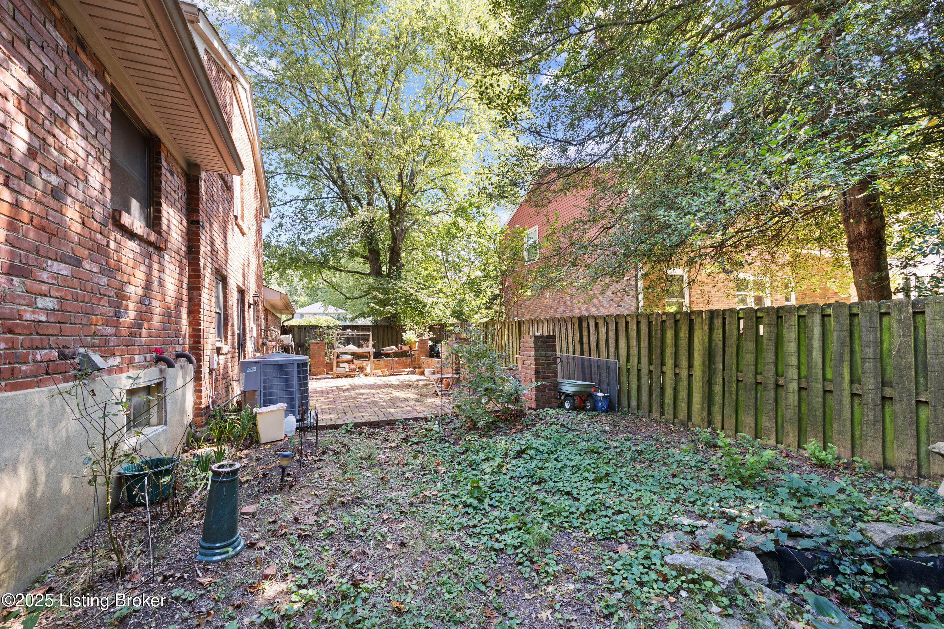 7600 Saint Bernard Way