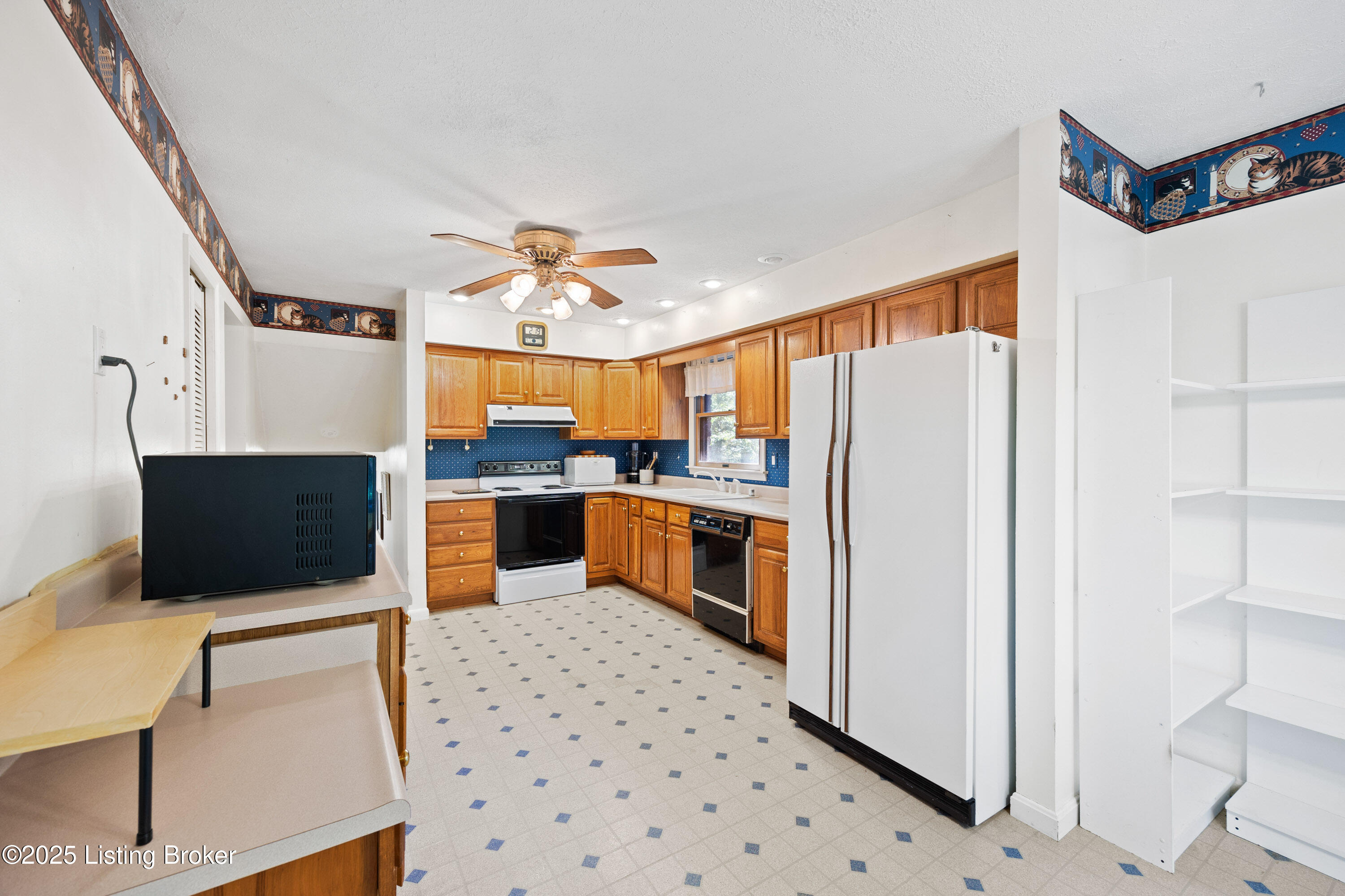 7600 Saint Bernard Way