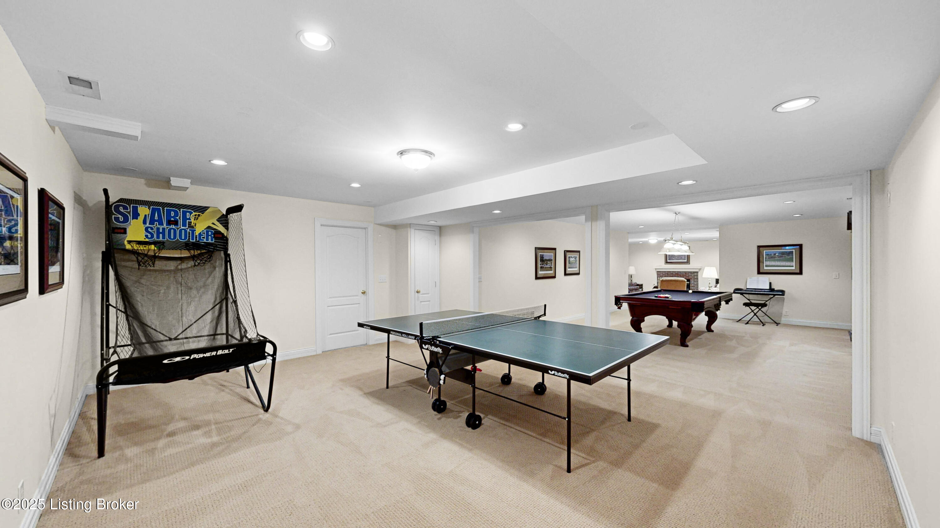 7210 Hunters Run Dr