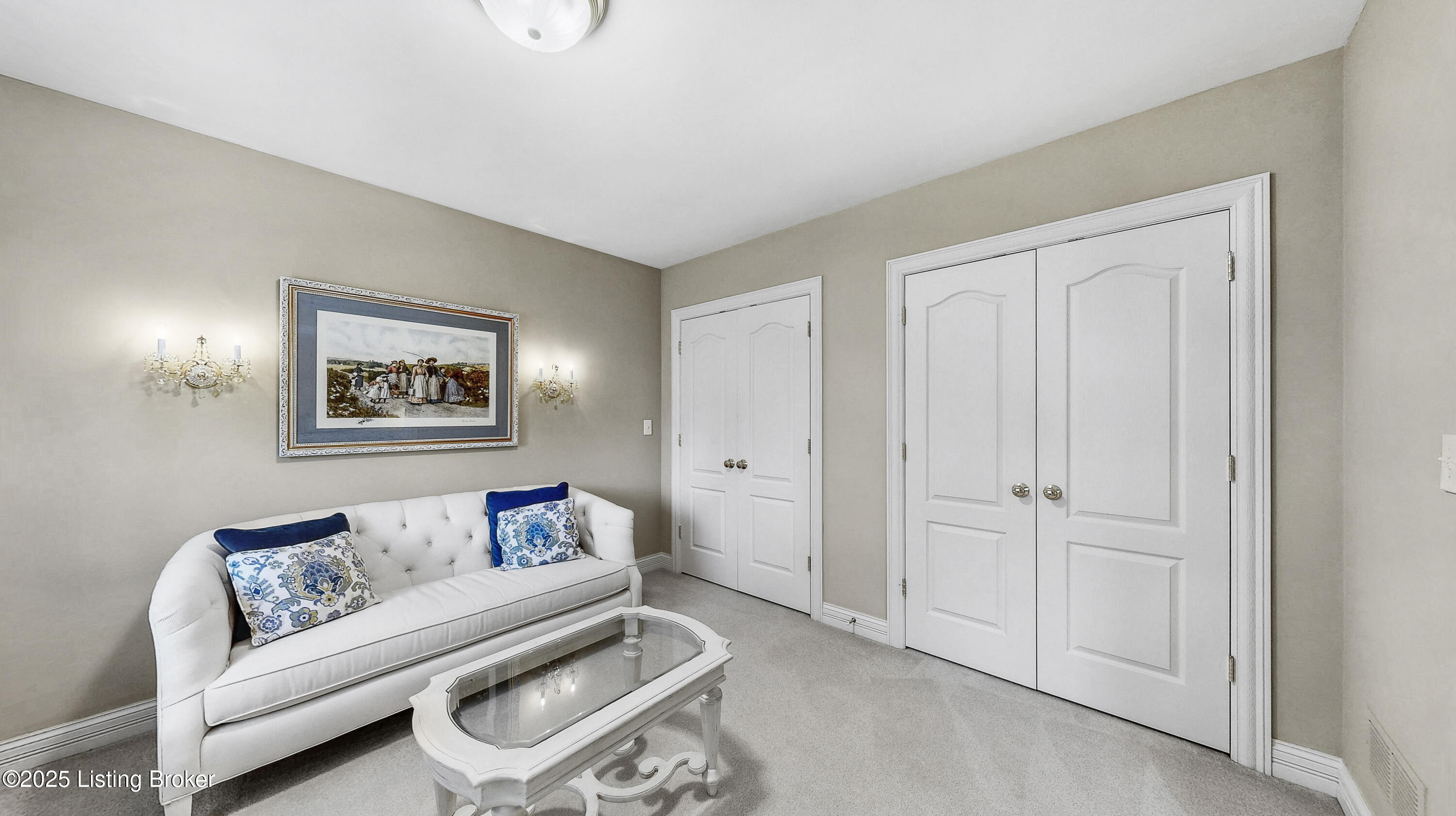 7210 Hunters Run Dr