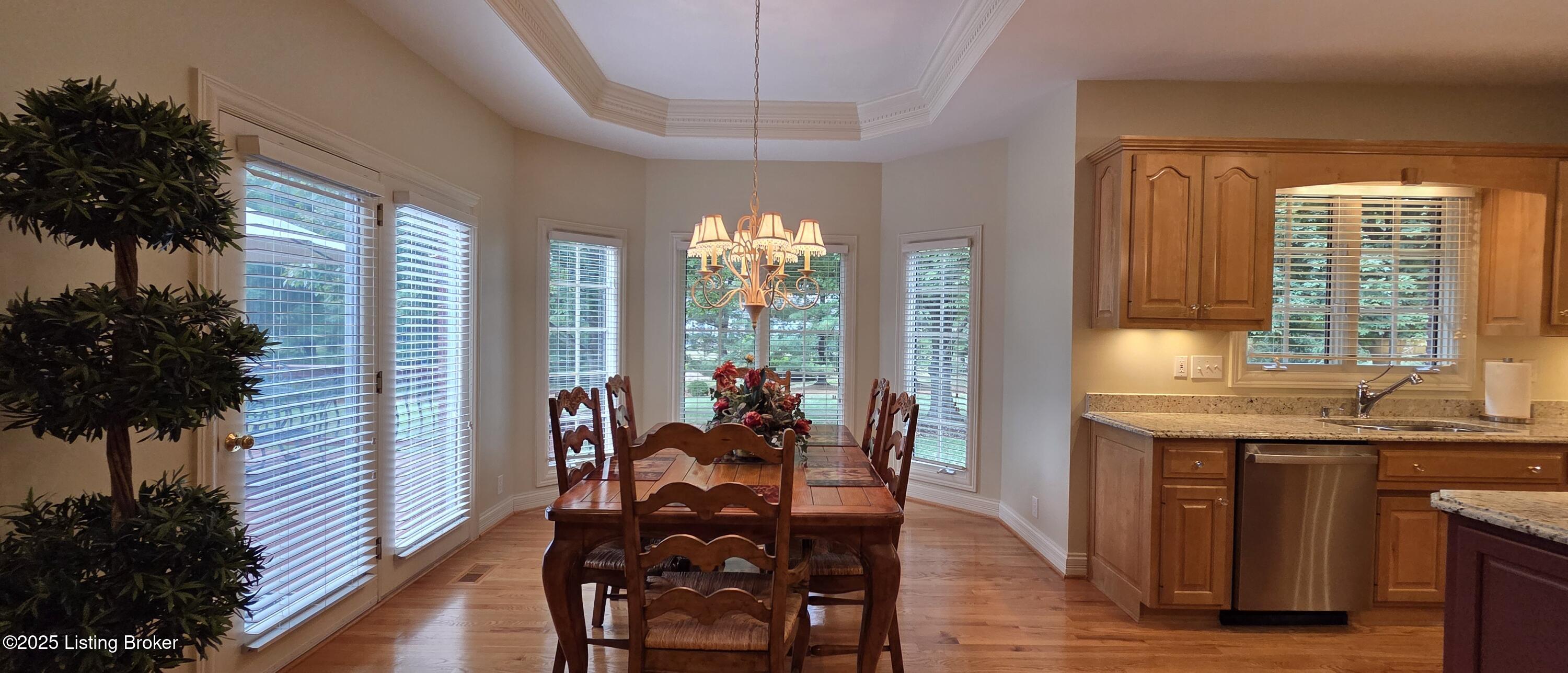 7210 Hunters Run Dr