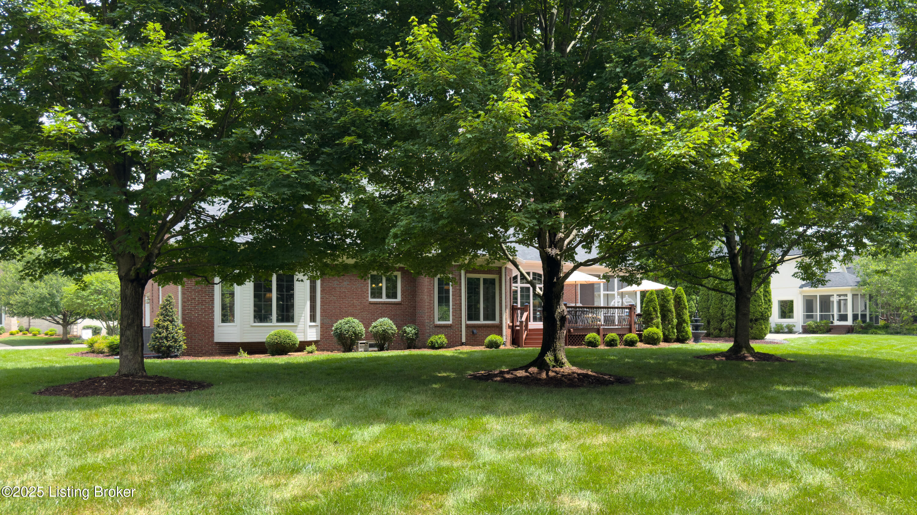 7210 Hunters Run Dr