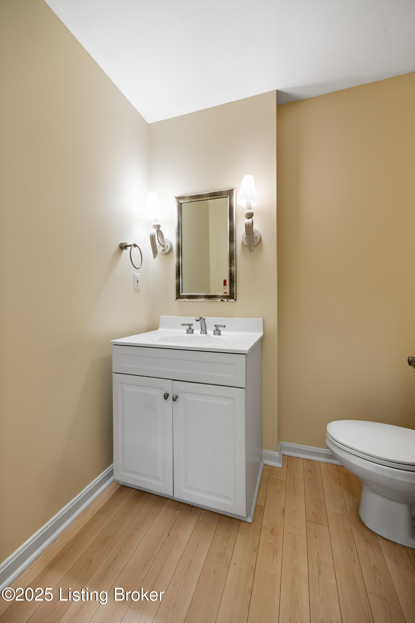 4438 Buttonbush Glen Dr