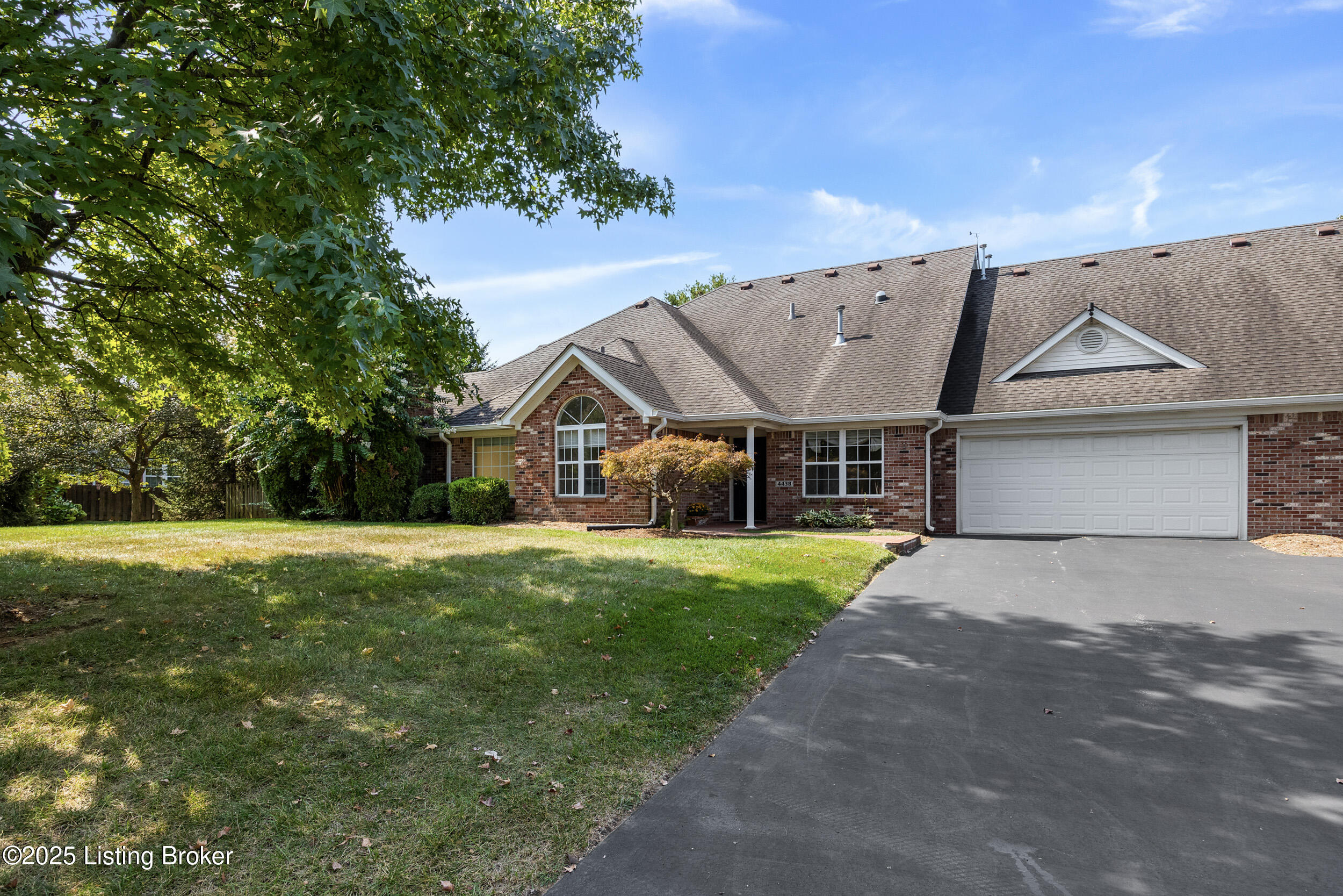 4438 Buttonbush Glen Dr