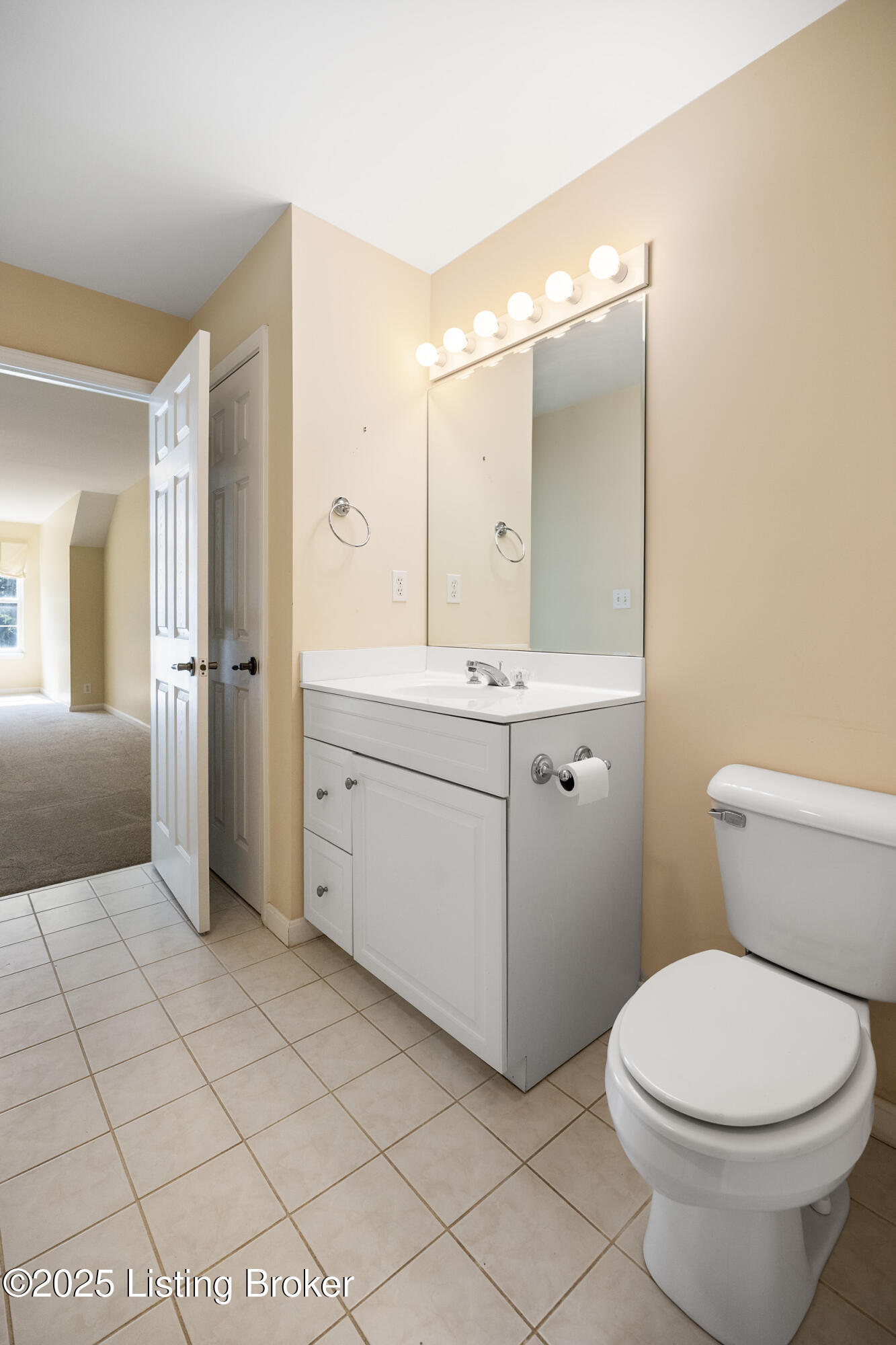 4438 Buttonbush Glen Dr