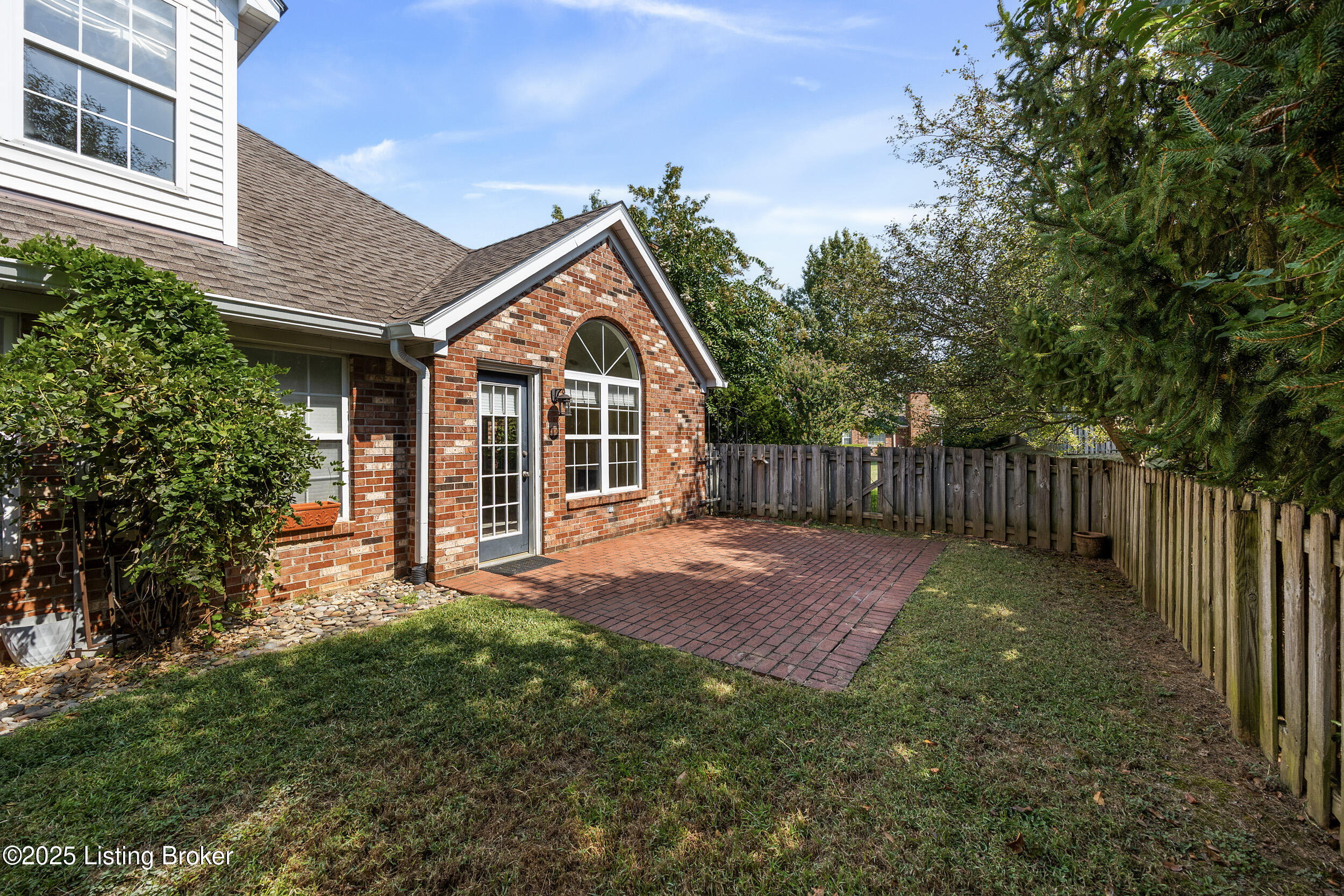 4438 Buttonbush Glen Dr