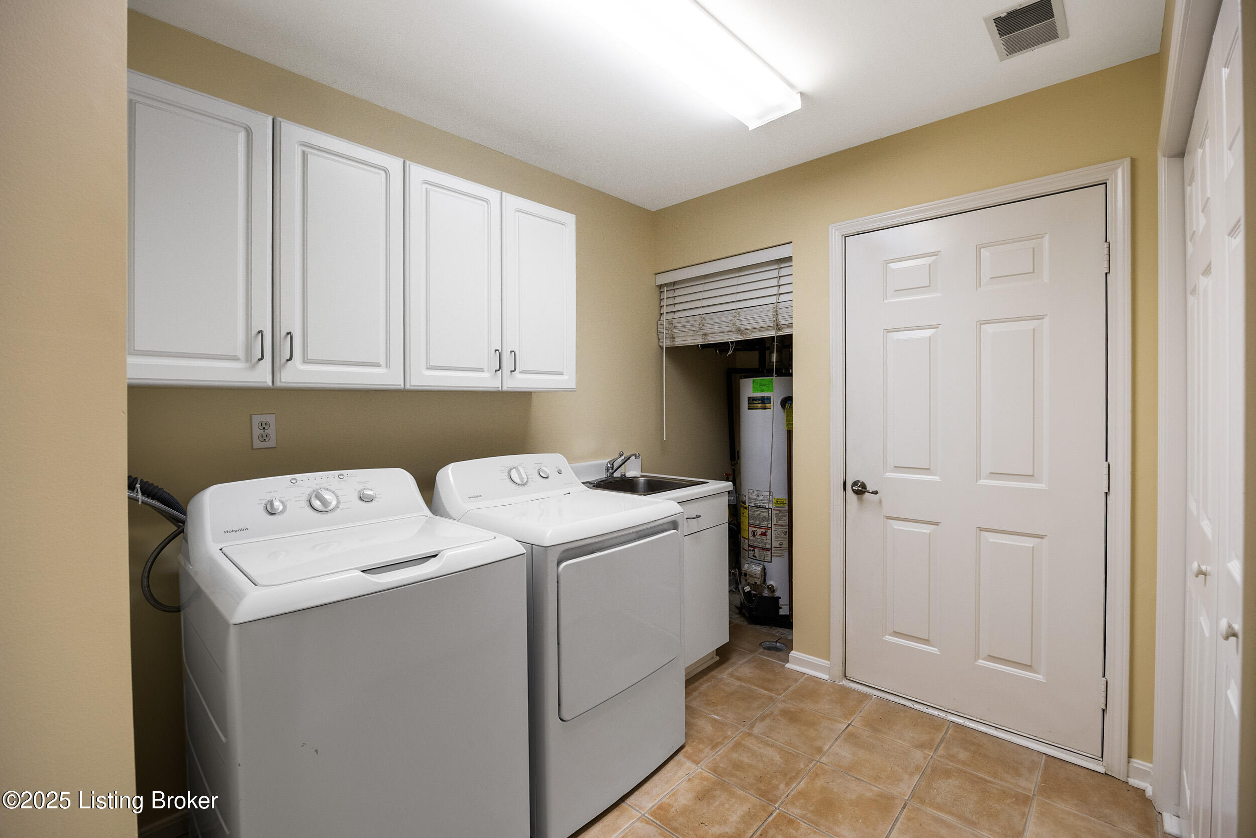 4438 Buttonbush Glen Dr