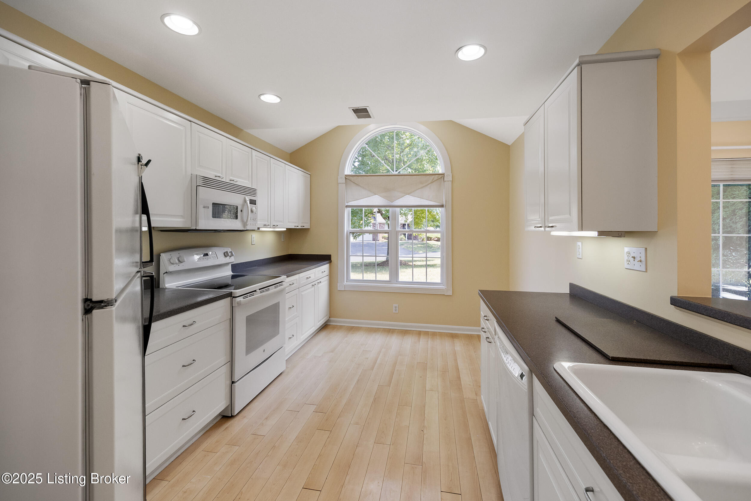 4438 Buttonbush Glen Dr