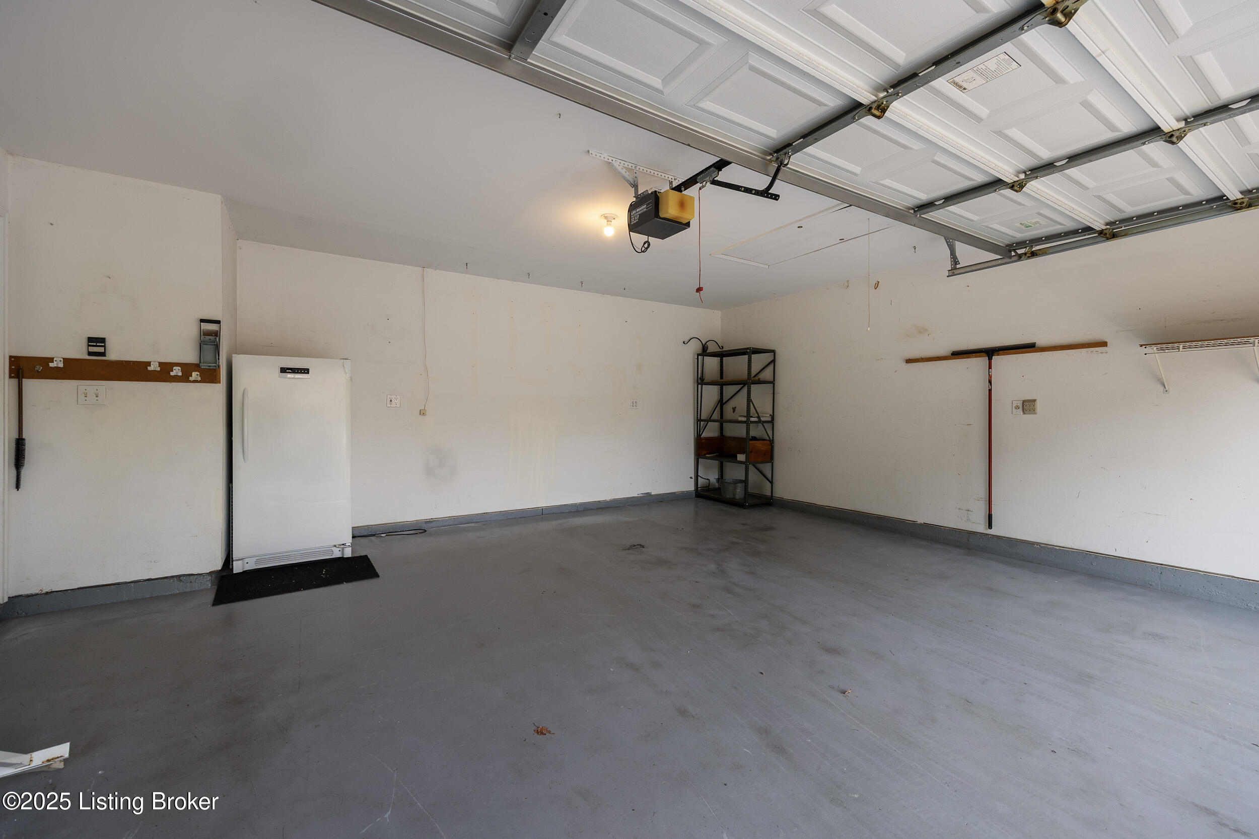 4438 Buttonbush Glen Dr