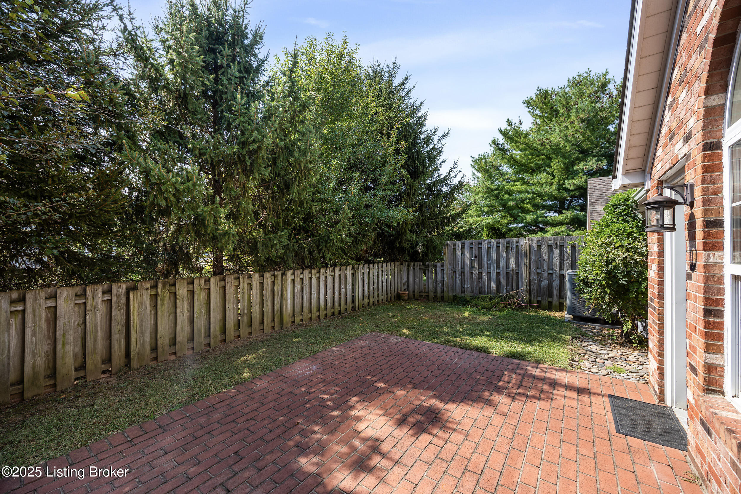 4438 Buttonbush Glen Dr