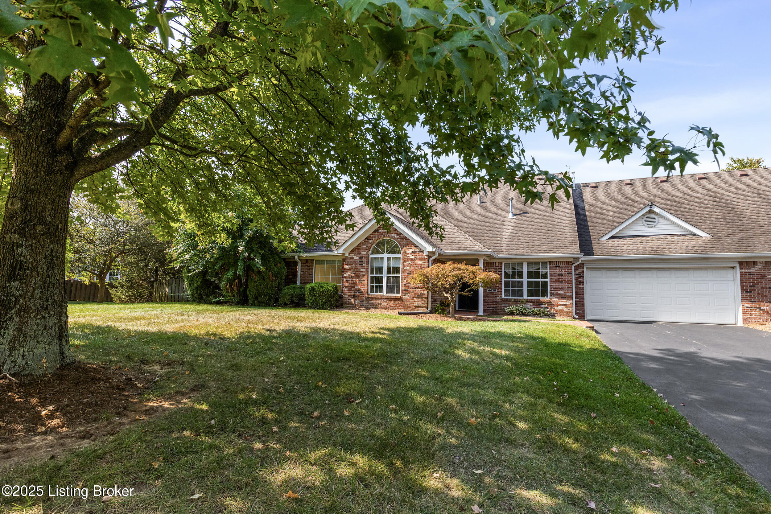 4438 Buttonbush Glen Dr