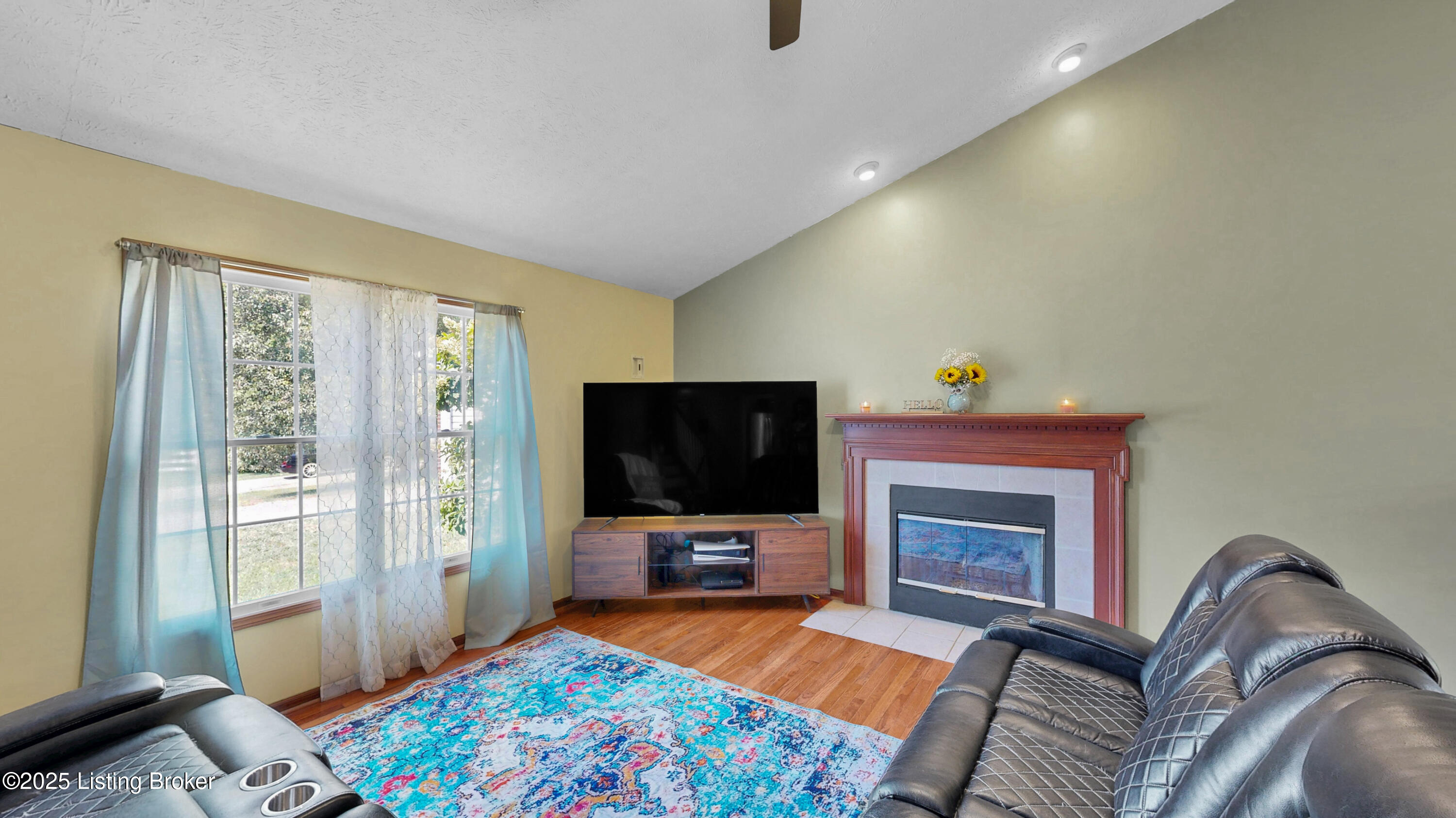 5306 Wild River Ct