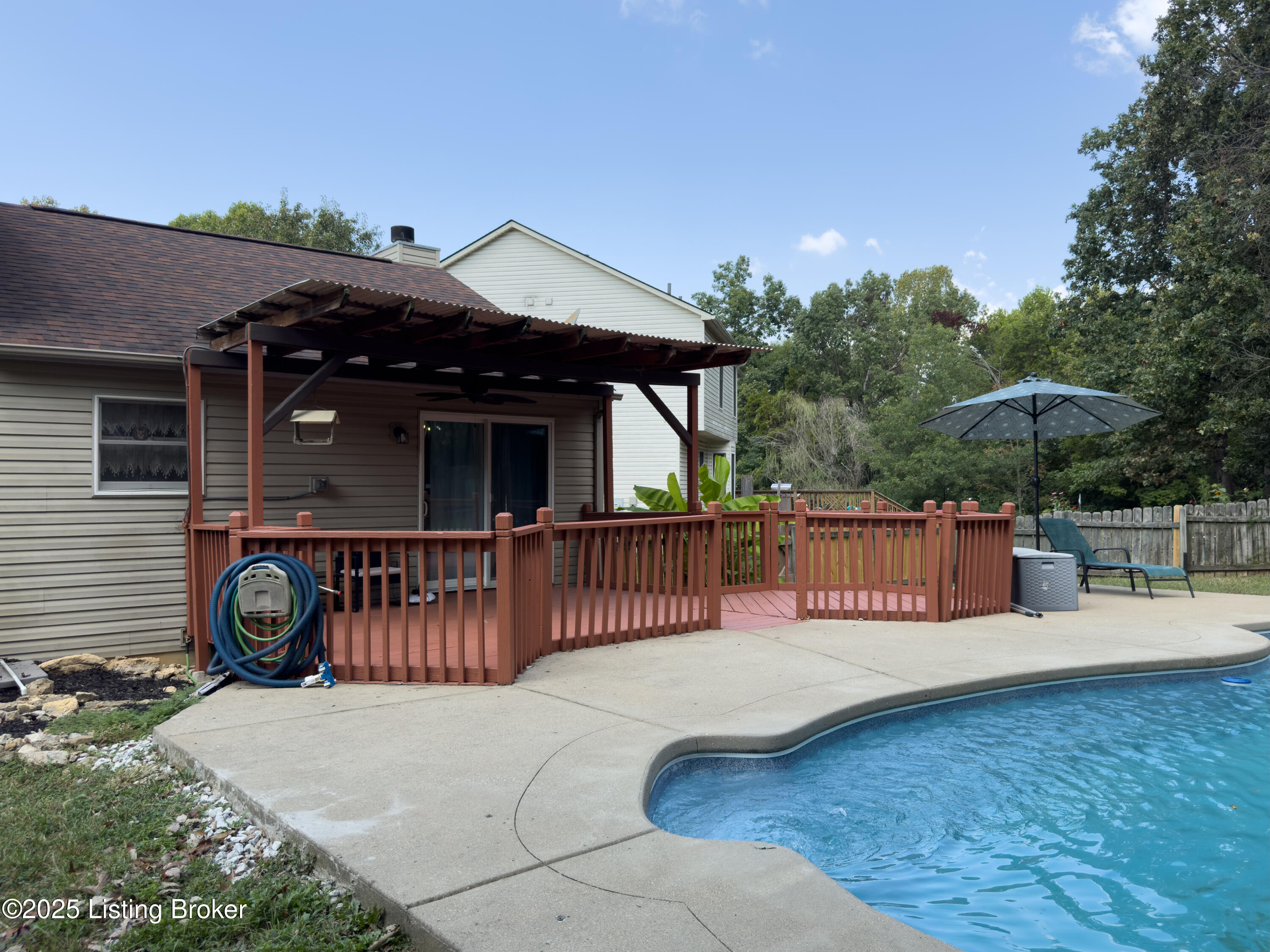5306 Wild River Ct