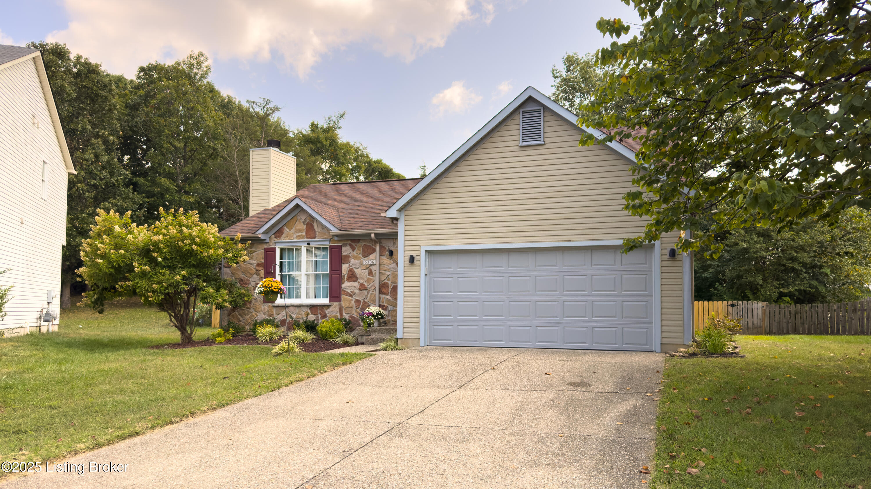 5306 Wild River Ct