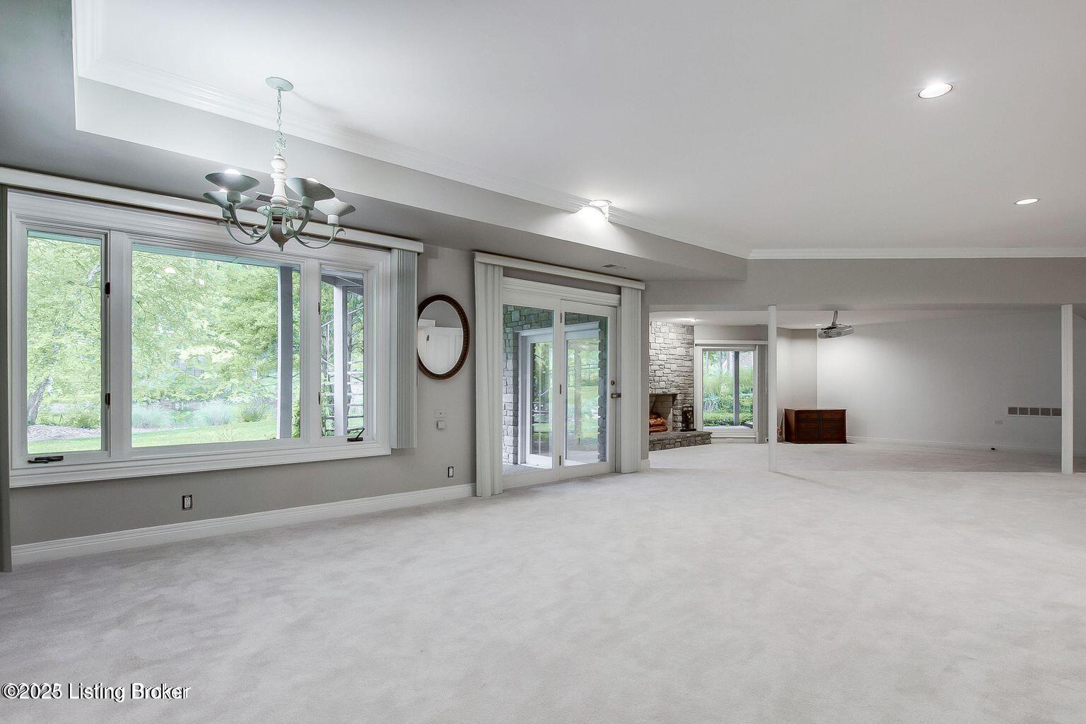 603 Woodlake Dr