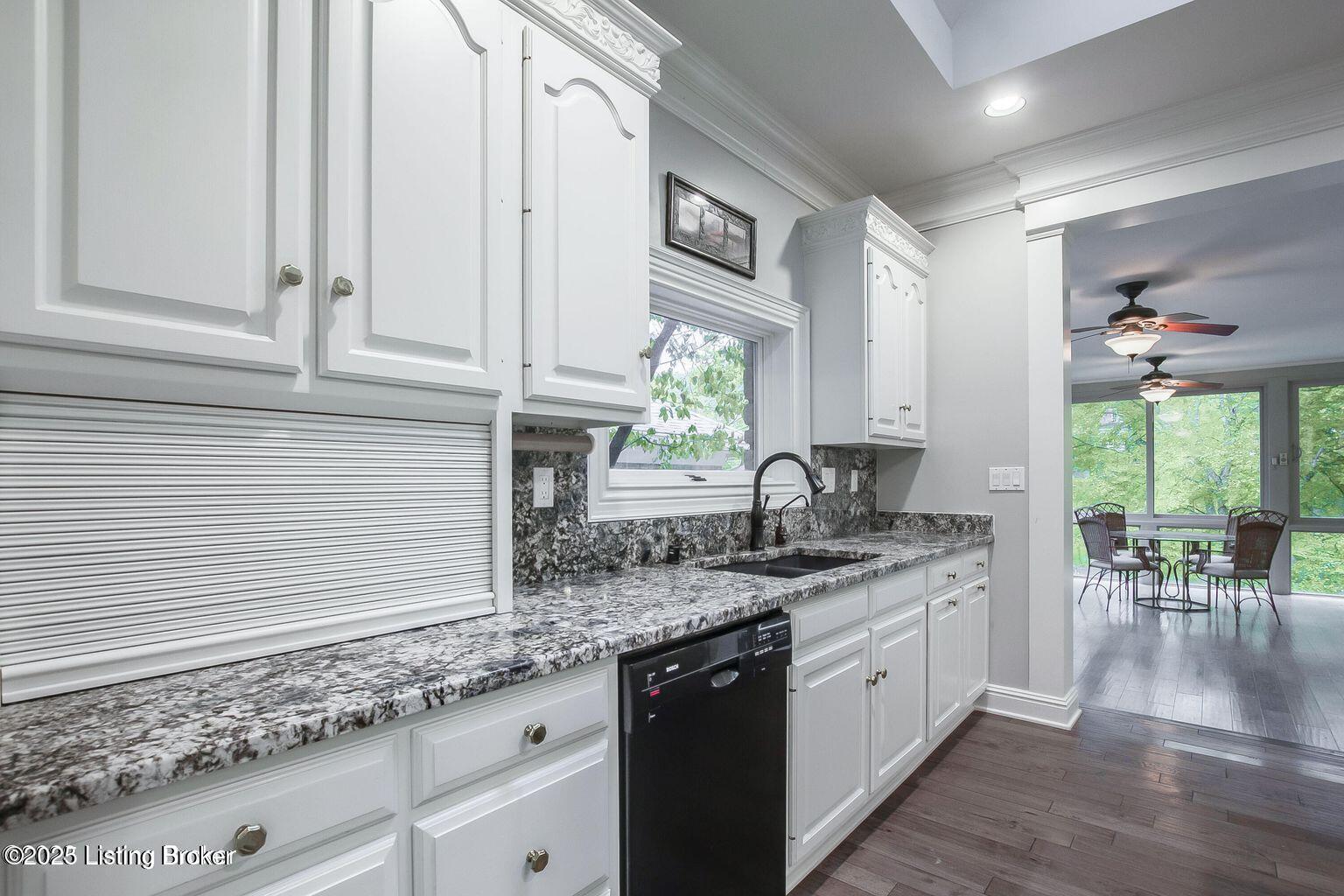 603 Woodlake Dr
