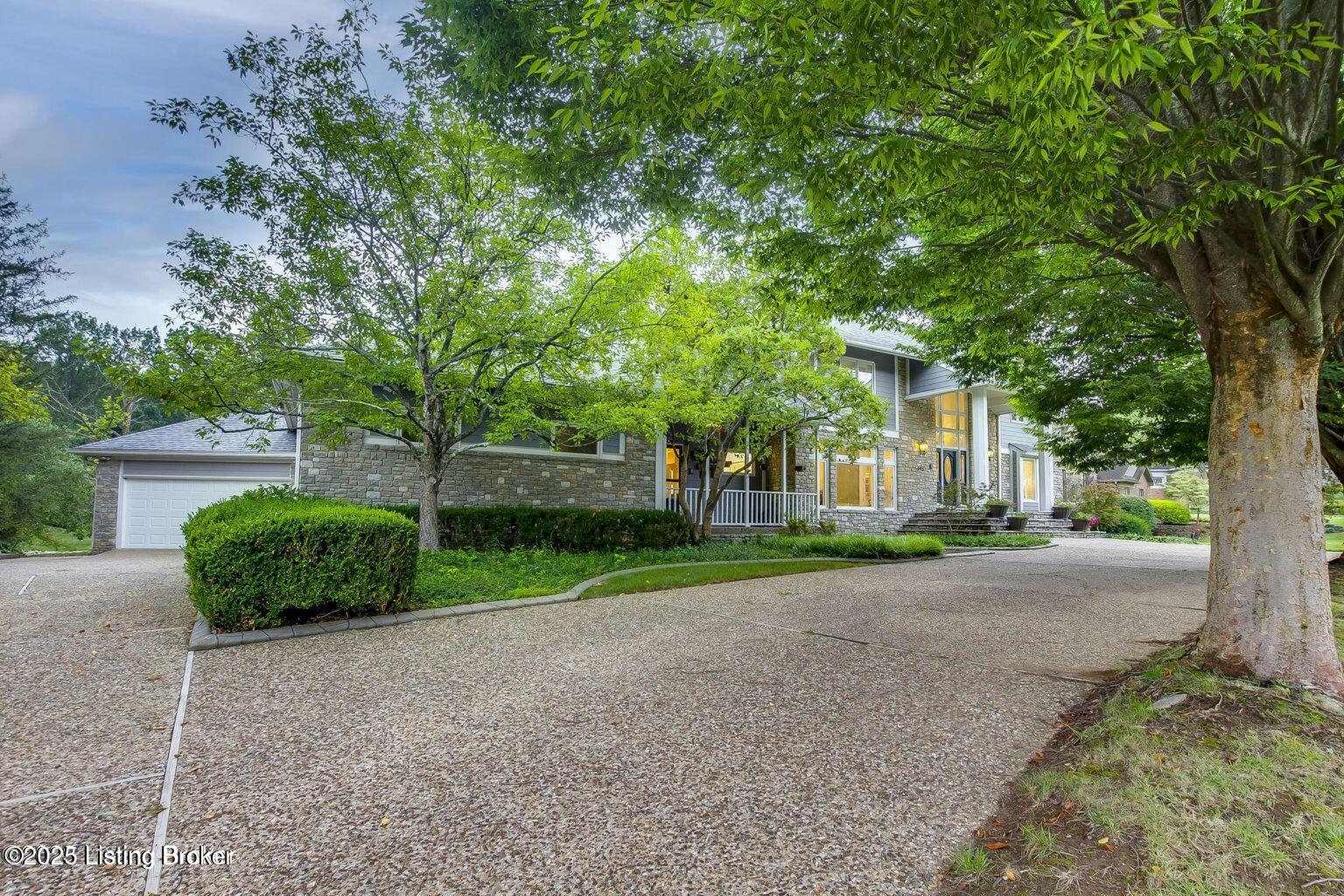 603 Woodlake Dr