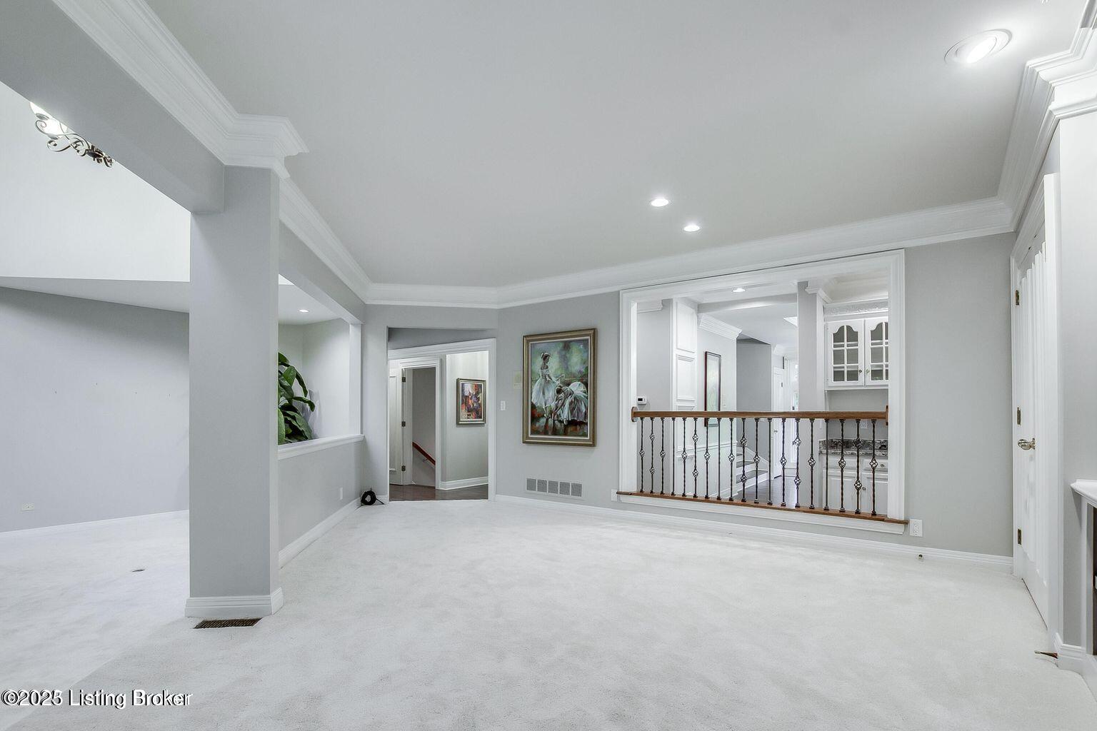 603 Woodlake Dr