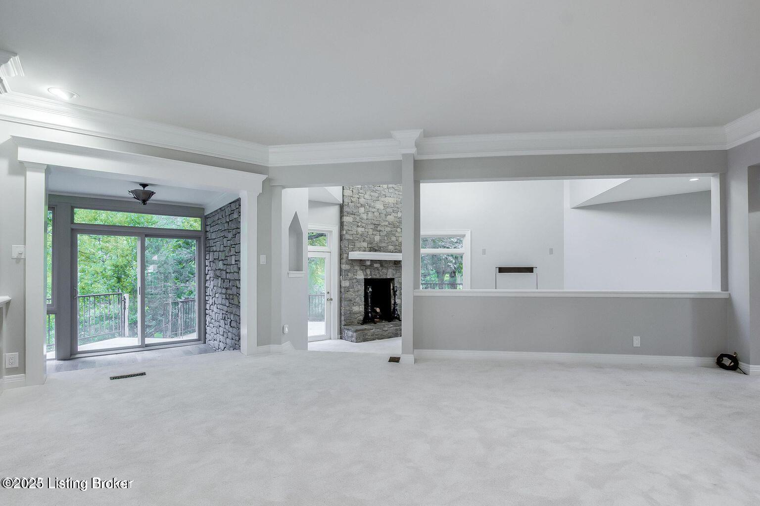 603 Woodlake Dr
