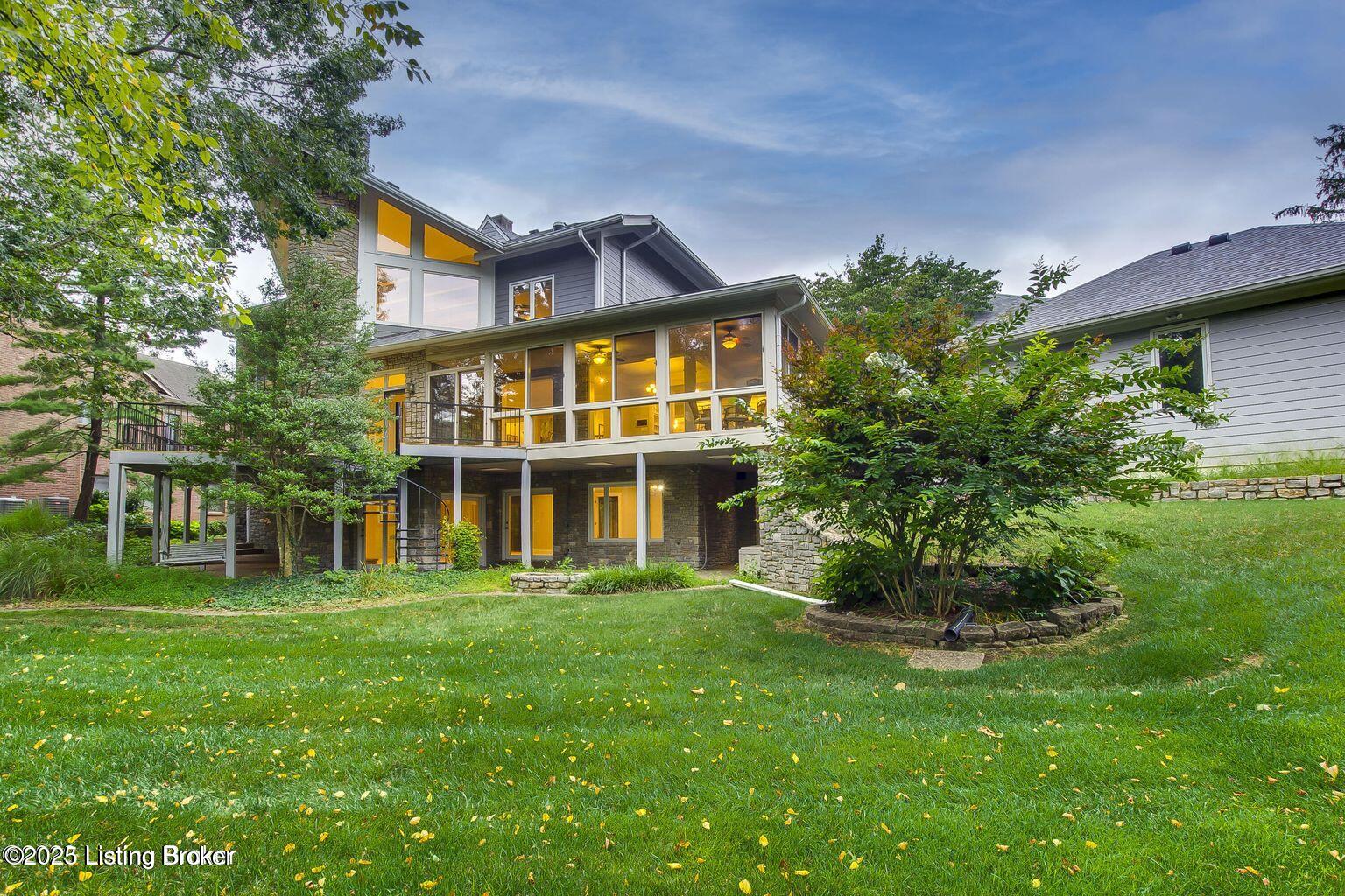 603 Woodlake Dr