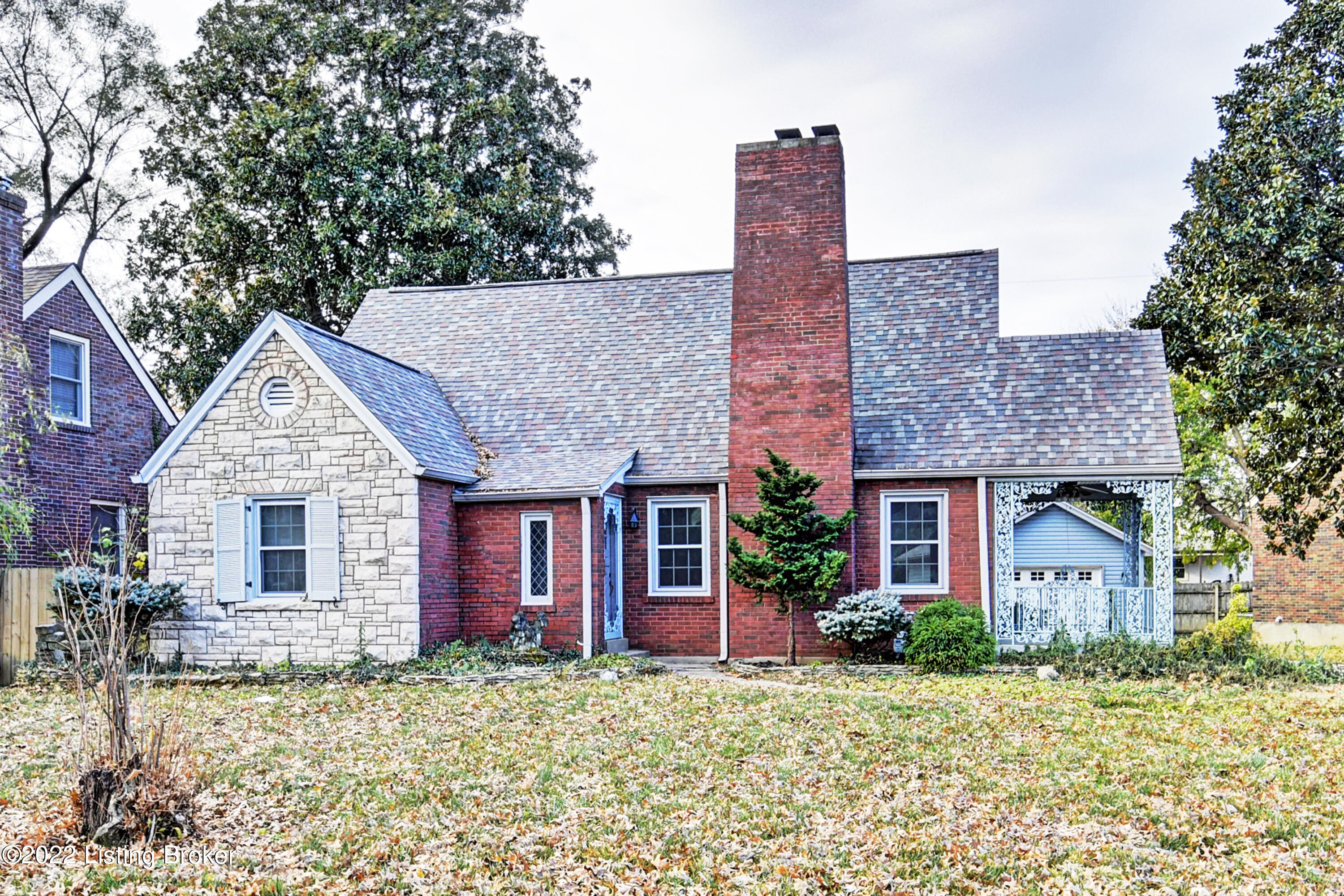 224 Norbourne Blvd