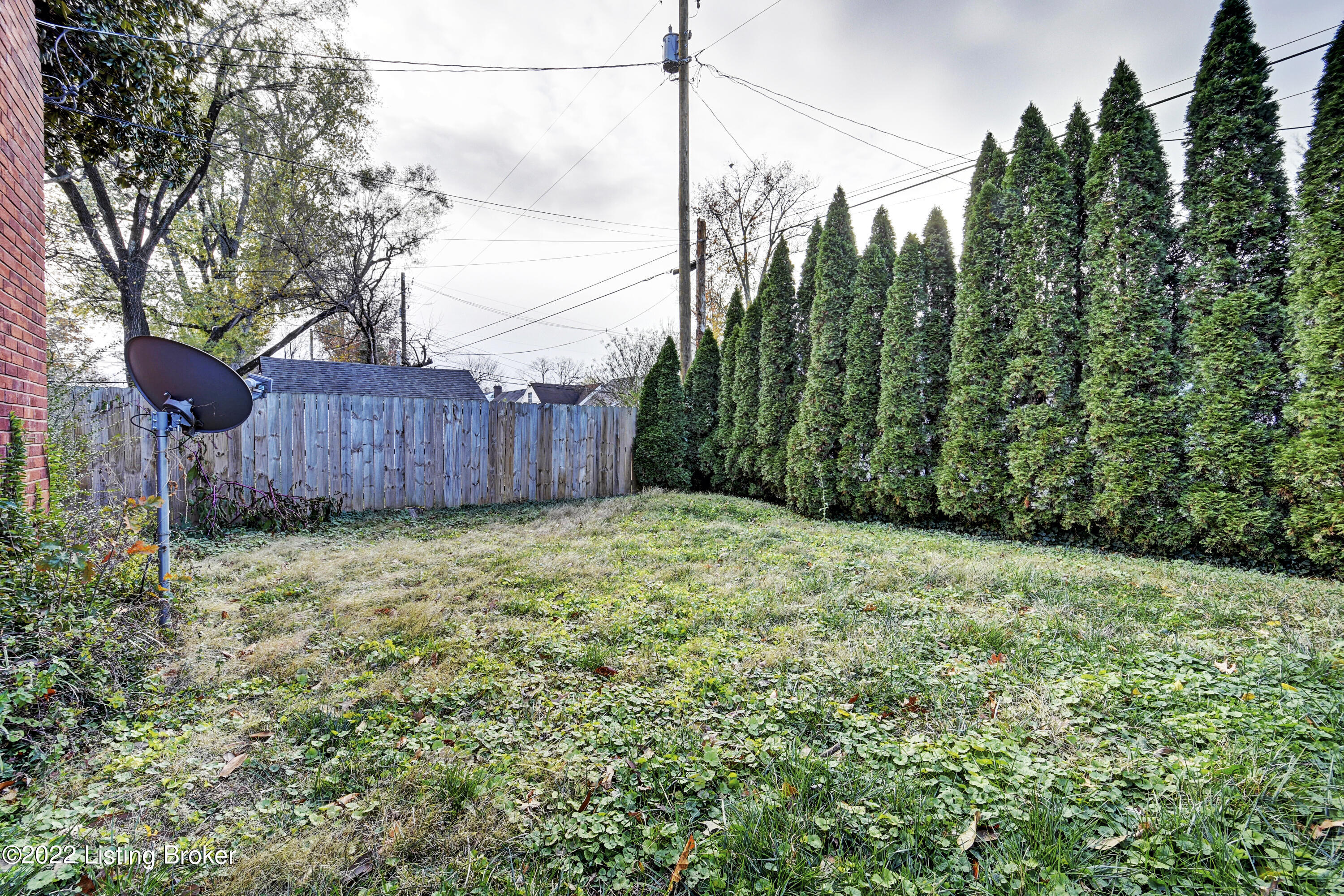 224 Norbourne Blvd