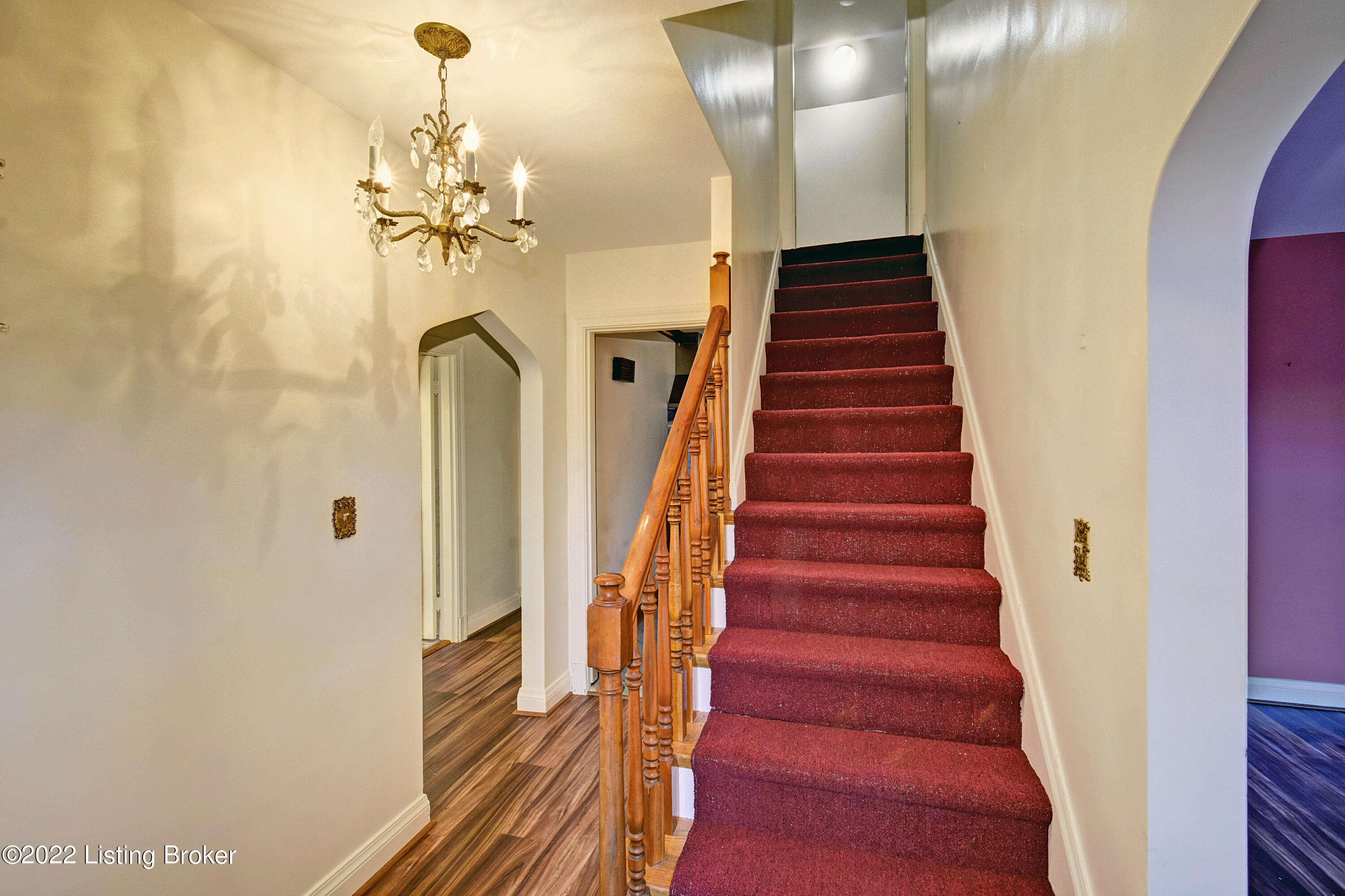 224 Norbourne Blvd