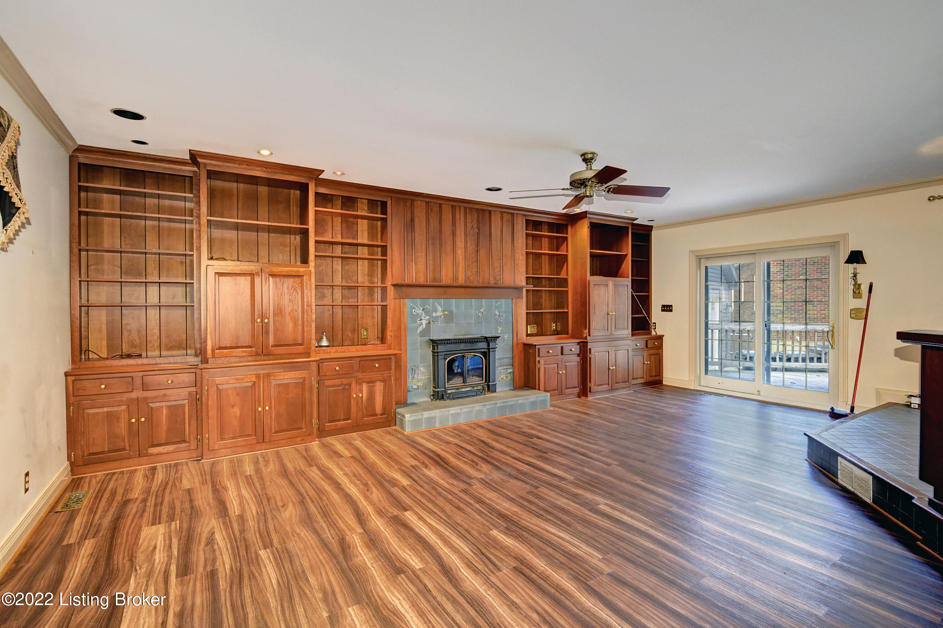 224 Norbourne Blvd